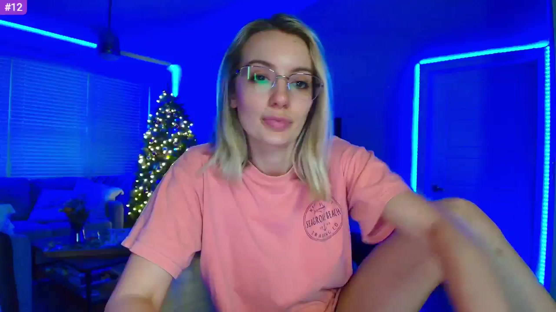 Gallery image thumbnail from Sammy_gray's myfreecams stream on, 04/25/2024, 02:33 image 11 of 20