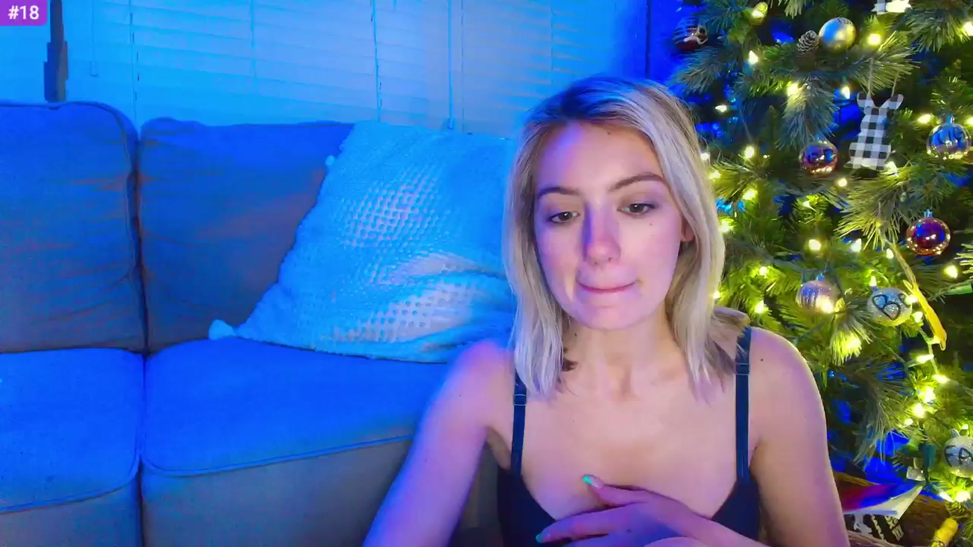 Gallery image thumbnail from Sammy_gray's myfreecams stream on, 04/30/2024, 07:44 image 12 of 20