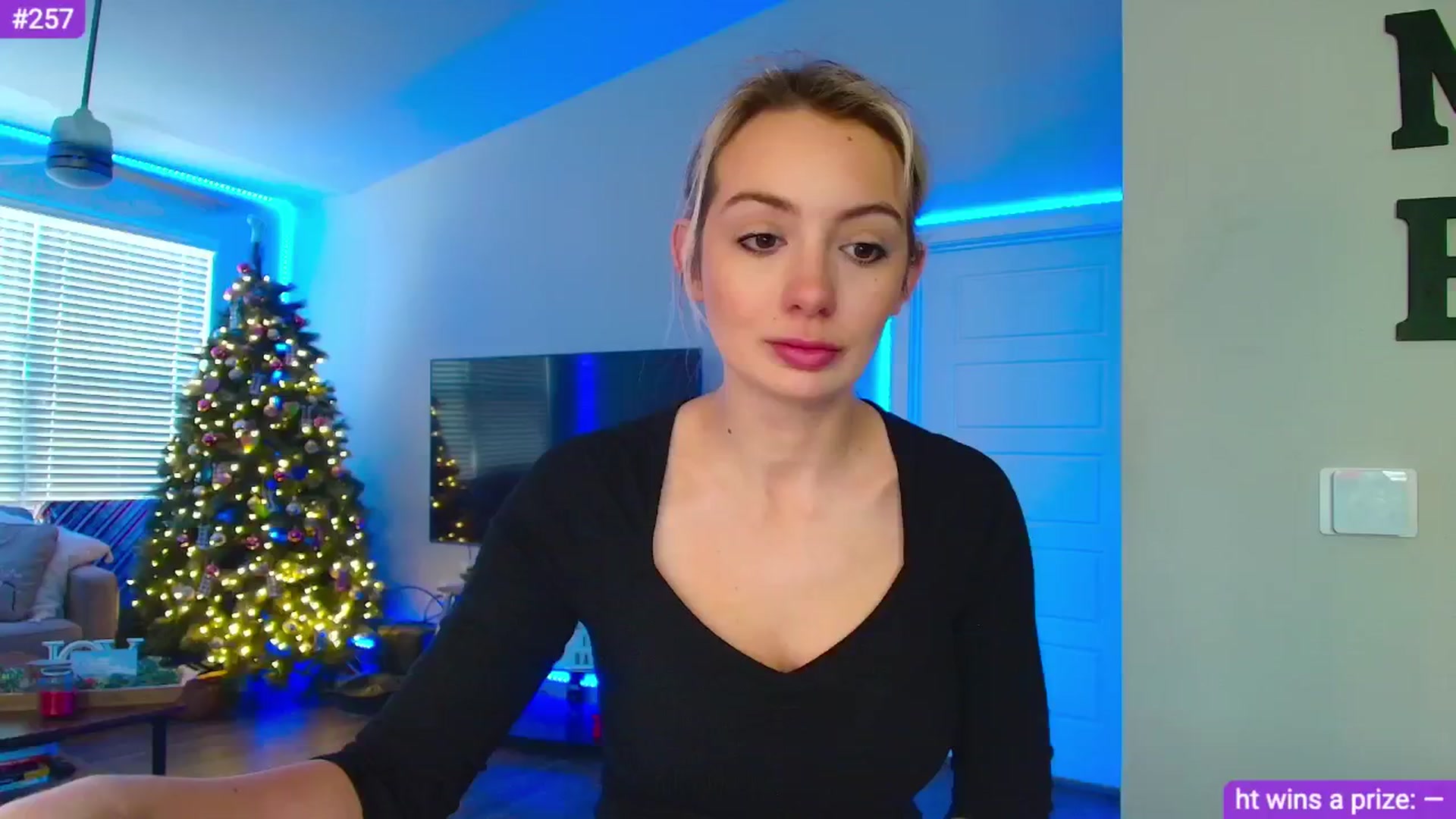 Gallery image thumbnail from Sammy_gray's myfreecams stream on, 05/02/2024, 22:18 image 5 of 20