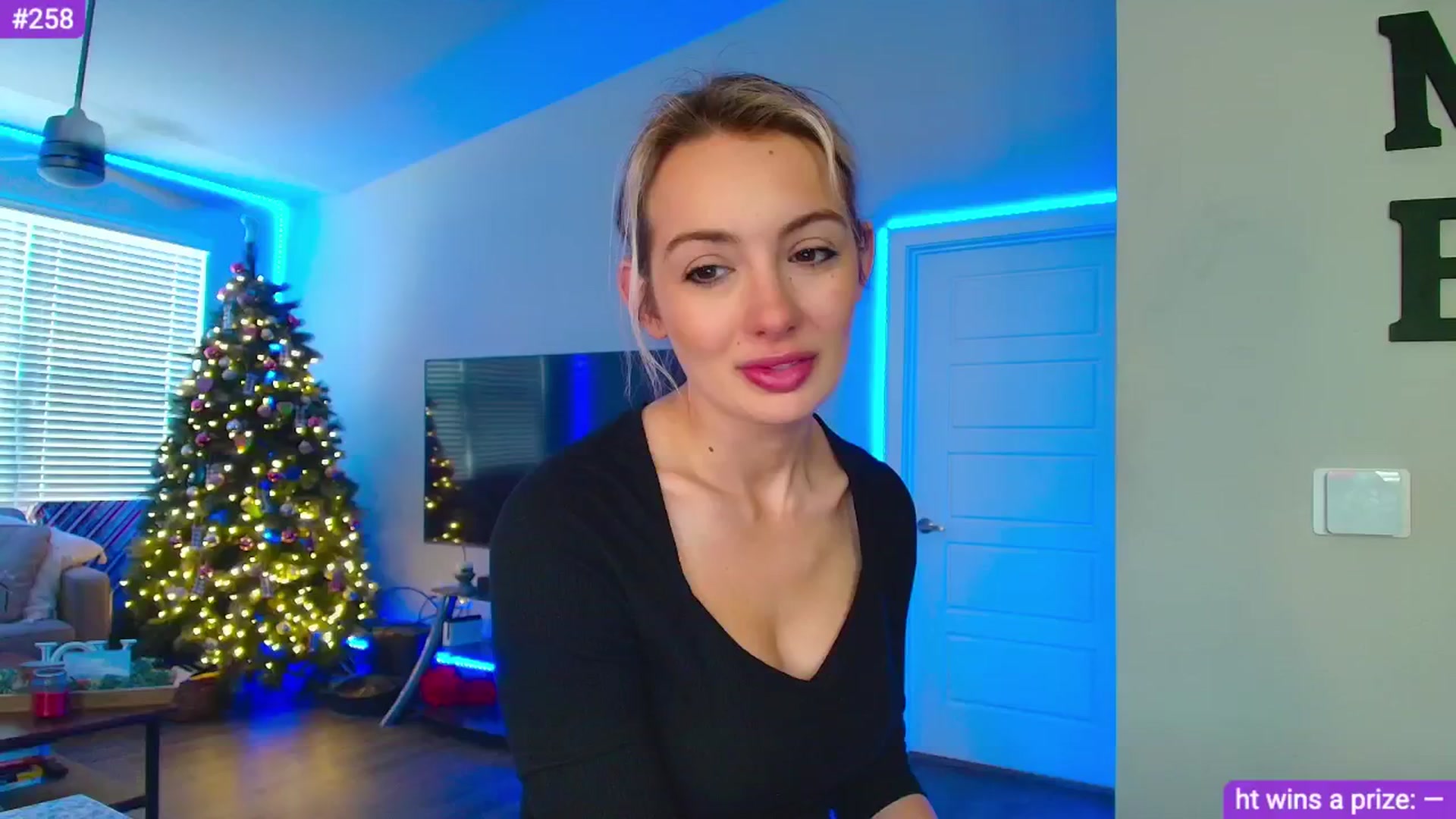 Gallery image thumbnail from Sammy_gray's myfreecams stream on, 05/02/2024, 22:18 image 7 of 20