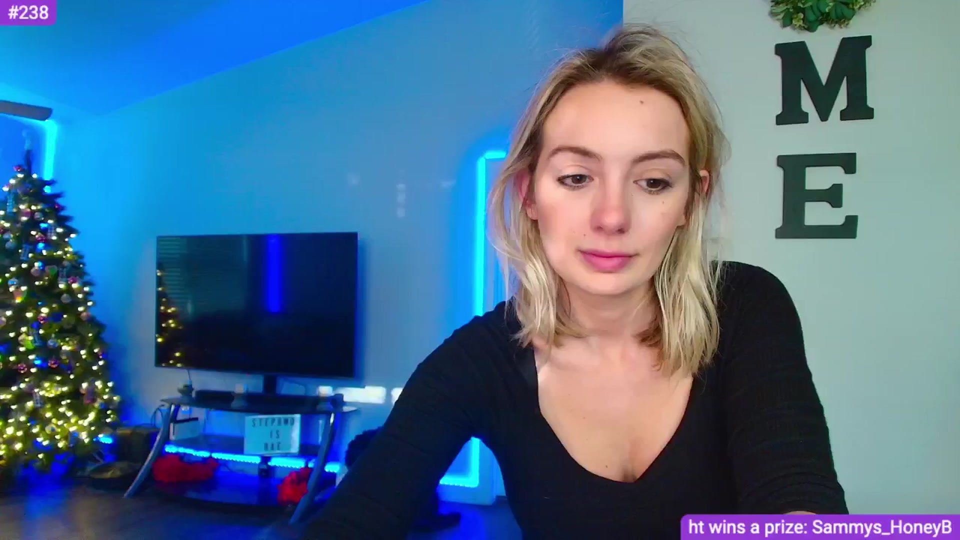 Gallery image thumbnail from Sammy_gray's myfreecams stream on, 05/03/2024, 03:01 image 1 of 20