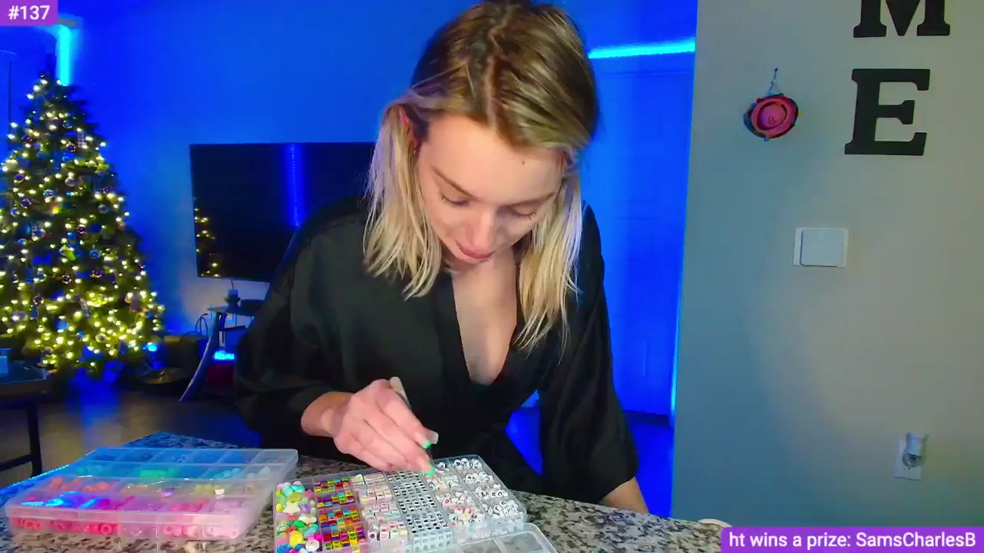 Gallery image thumbnail from Sammy_gray's myfreecams stream on, 05/03/2024, 07:49 image 4 of 20