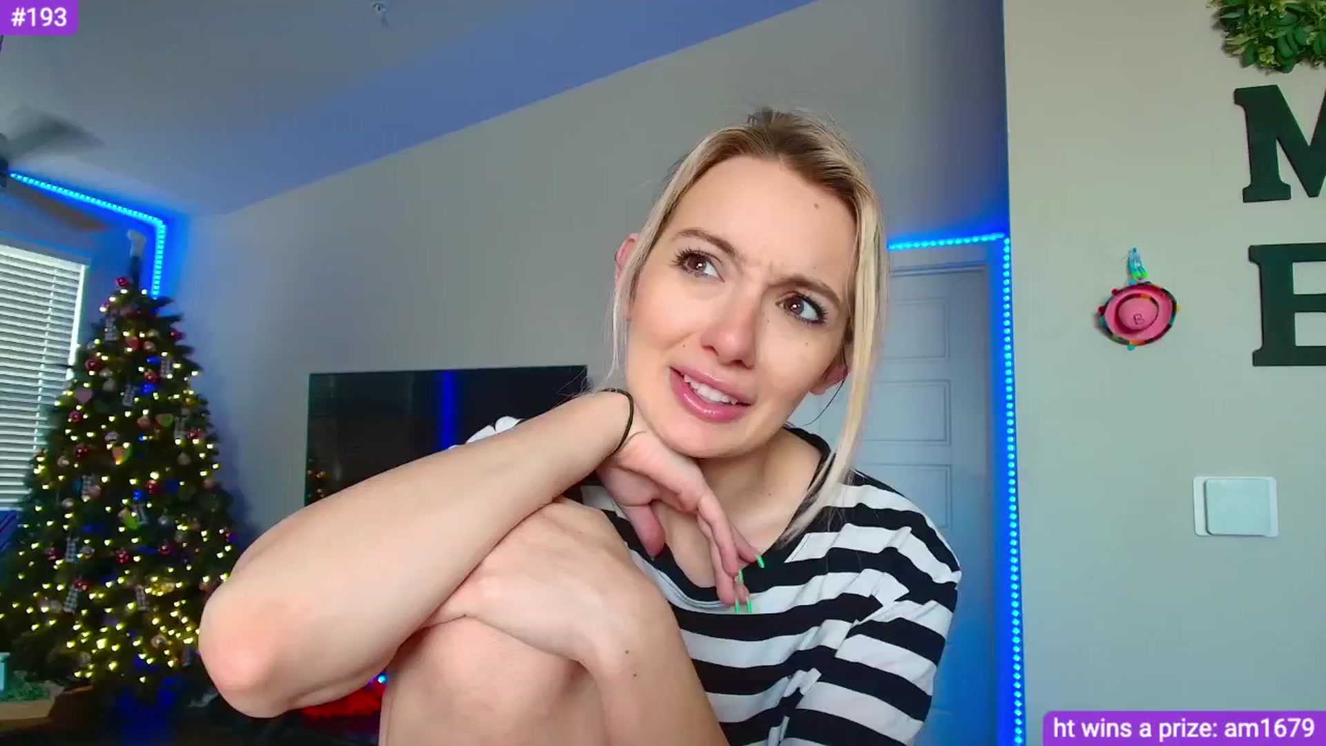 Gallery image thumbnail from Sammy_gray's myfreecams stream on, 05/03/2024, 22:18 image 8 of 20