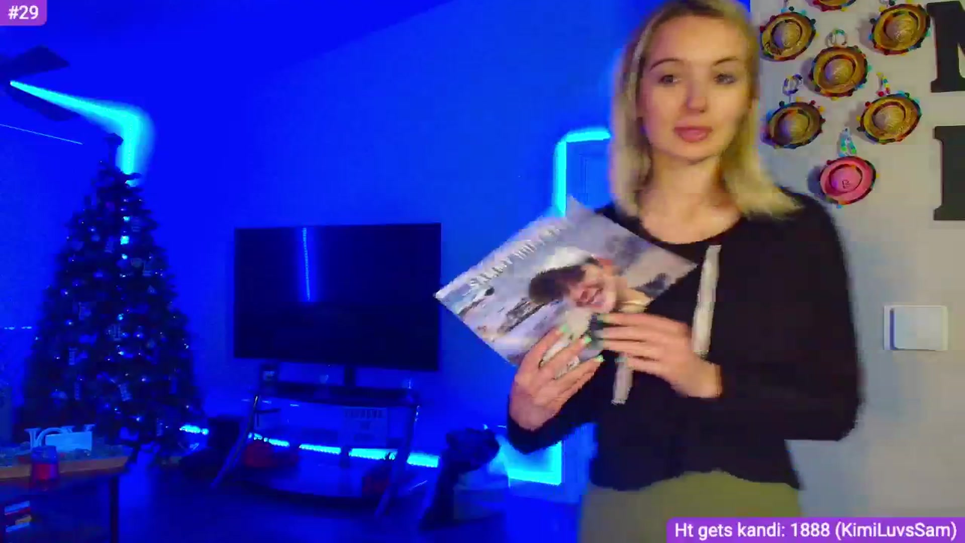 Gallery image thumbnail from Sammy_gray's myfreecams stream on, 05/08/2024, 05:40 image 6 of 20