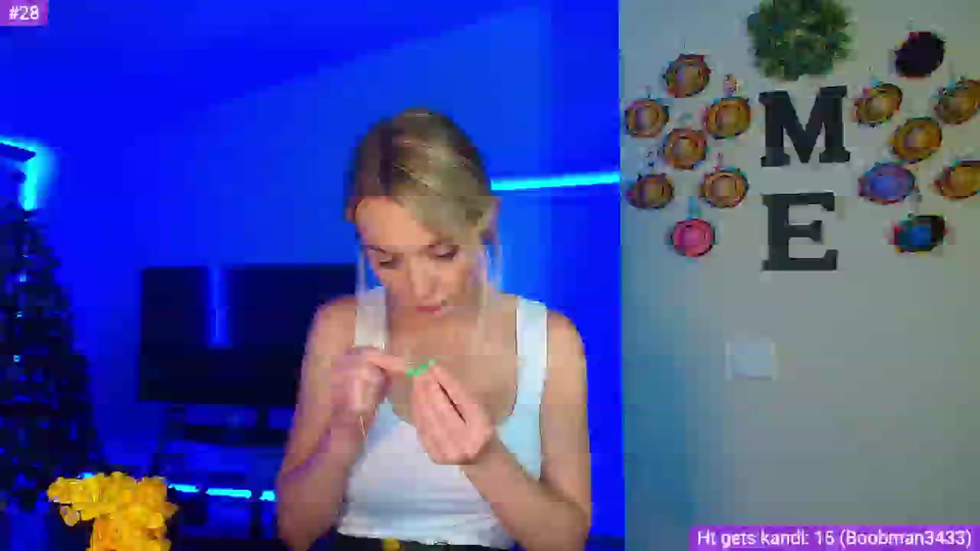 Gallery image thumbnail from Sammy_gray's myfreecams stream on, 05/10/2024, 04:38 image 10 of 20