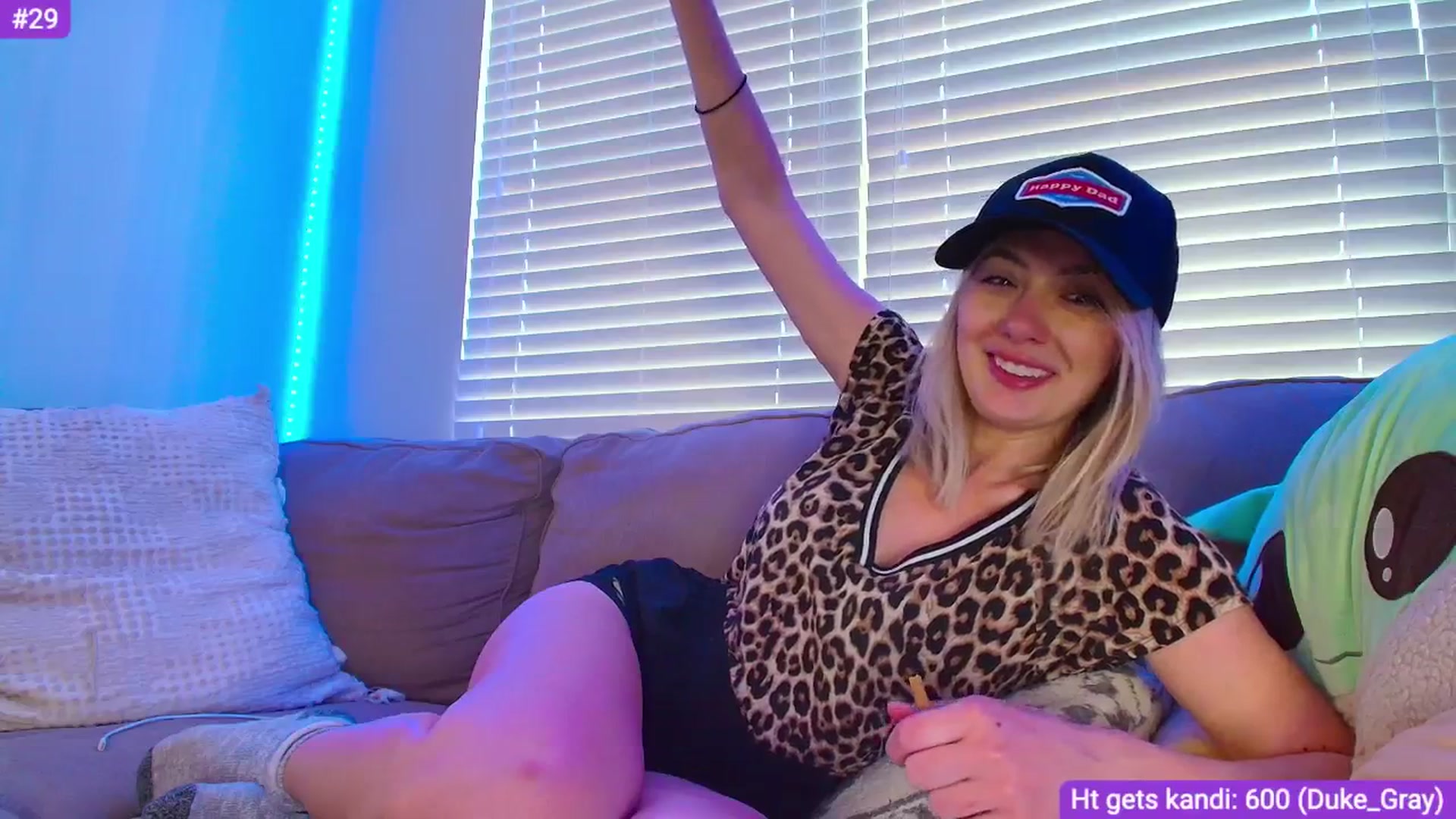 Gallery image thumbnail from Sammy_gray's myfreecams stream on, 05/13/2024, 04:44 image 5 of 20