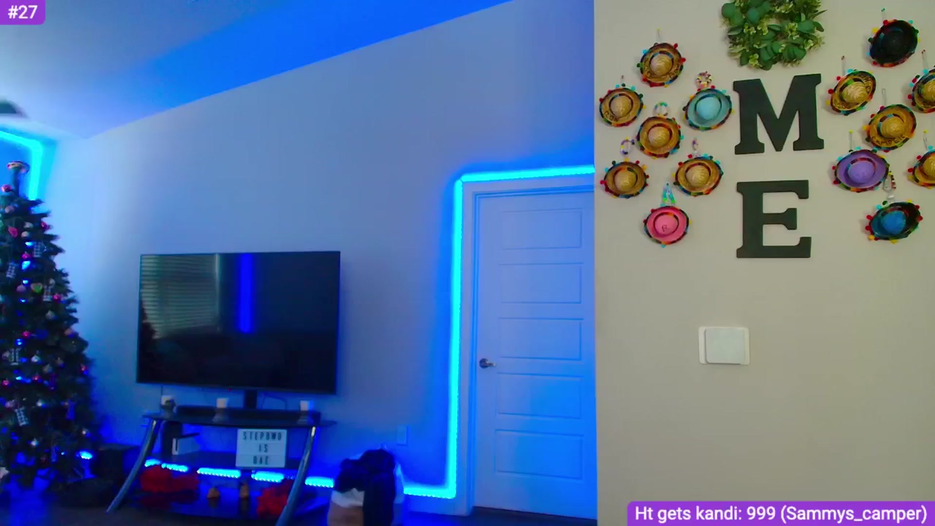 Gallery image thumbnail from Sammy_gray's myfreecams stream on, 05/13/2024, 23:30 image 6 of 20