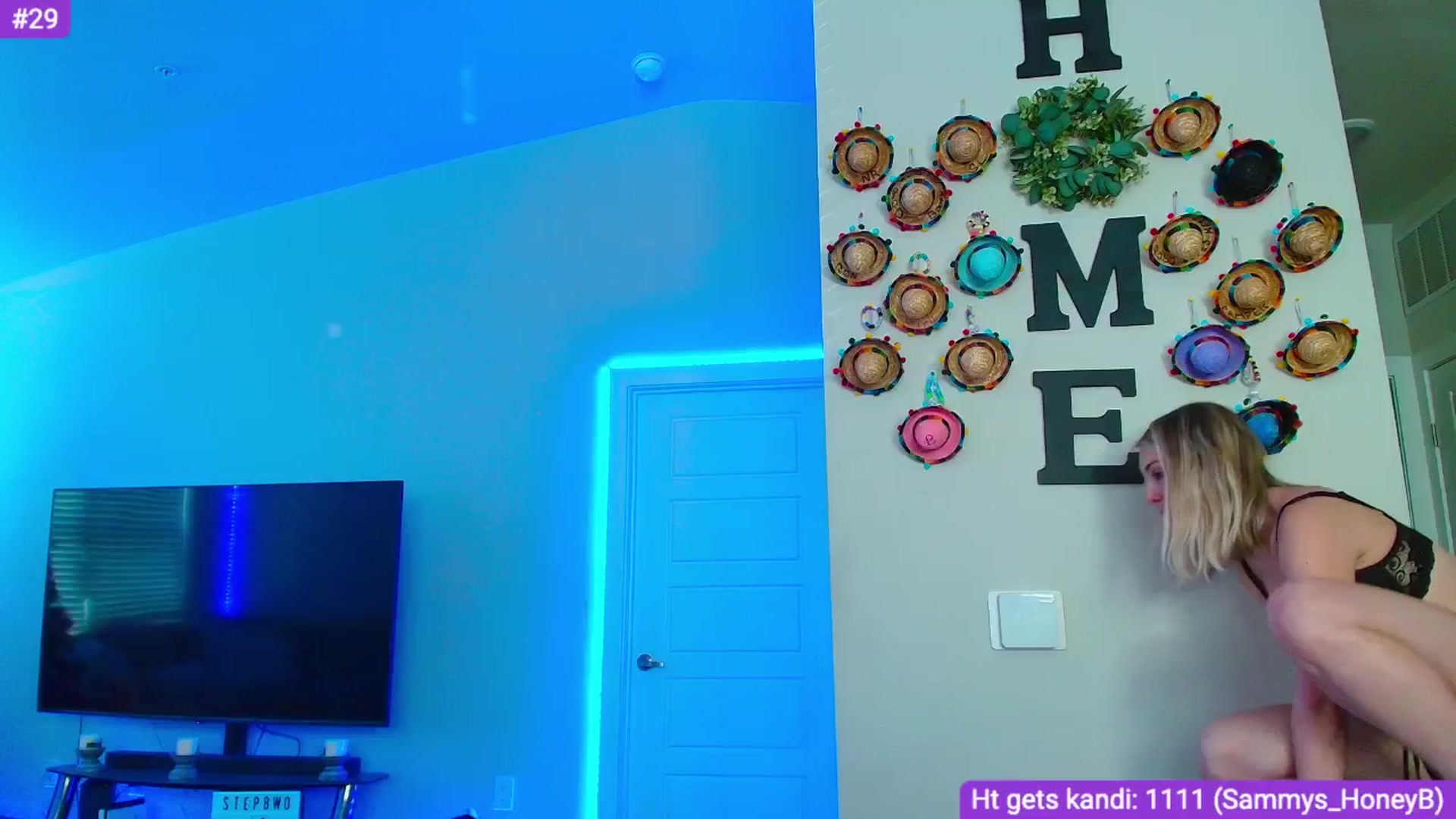 Gallery image thumbnail from Sammy_gray's myfreecams stream on, 05/14/2024, 24:18 image 8 of 20
