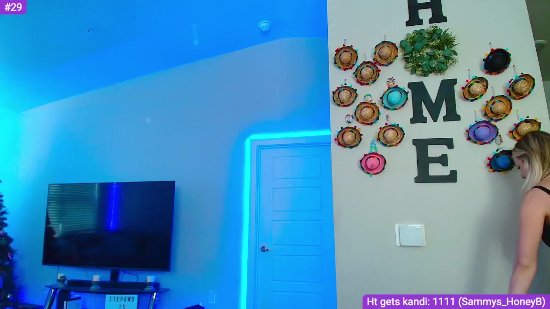 Gallery image thumbnail from Sammy_gray's myfreecams stream on, 05/14/2024, 24:18 image 7 of 20