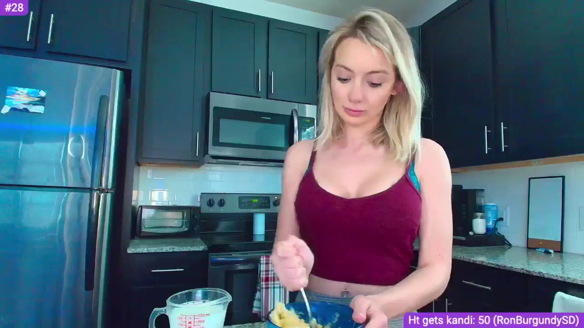Gallery image thumbnail from Sammy_gray's myfreecams stream on, 05/15/2024, 24:54 image 5 of 20