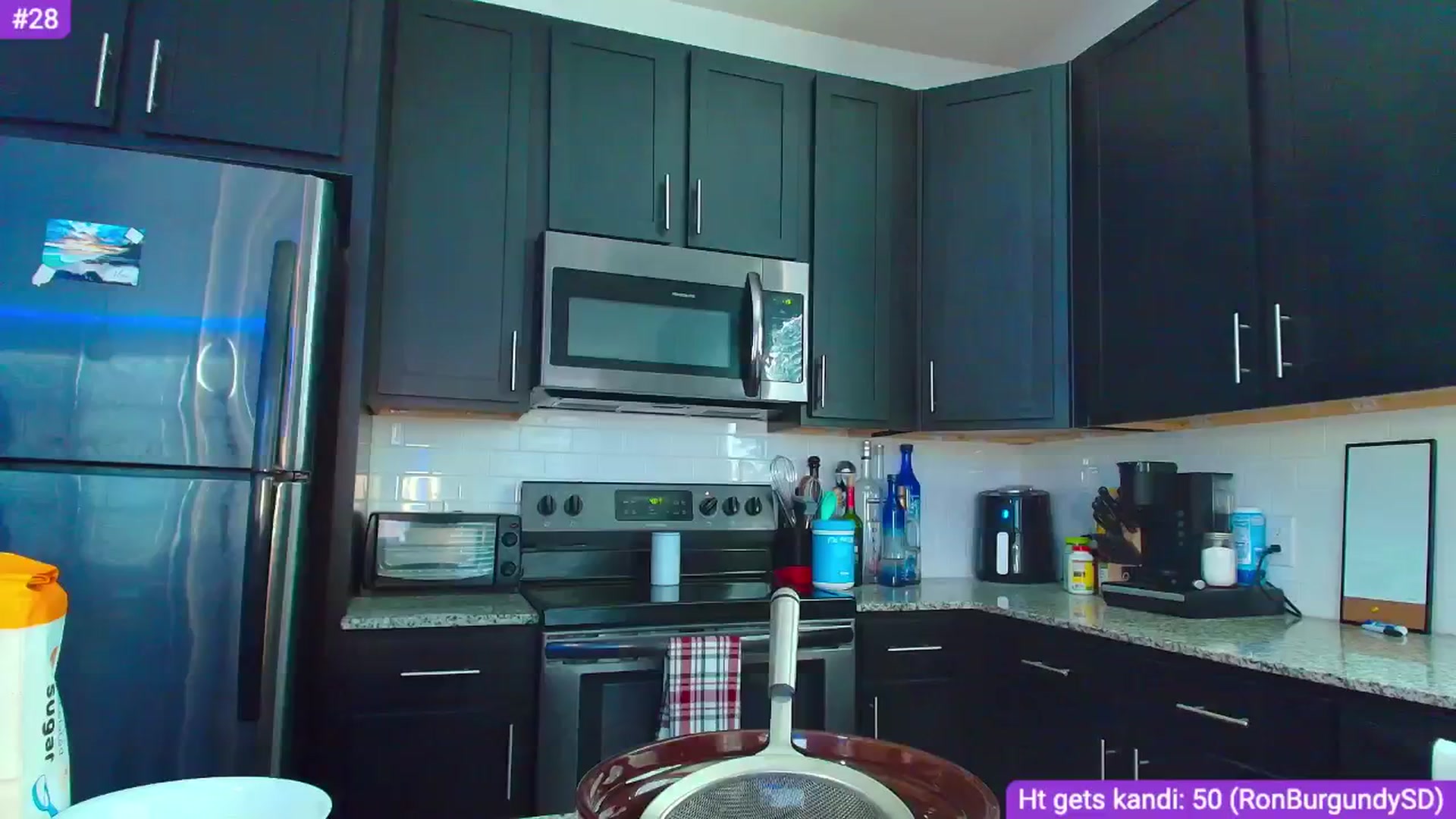 Gallery image thumbnail from Sammy_gray's myfreecams stream on, 05/15/2024, 24:54 image 6 of 20