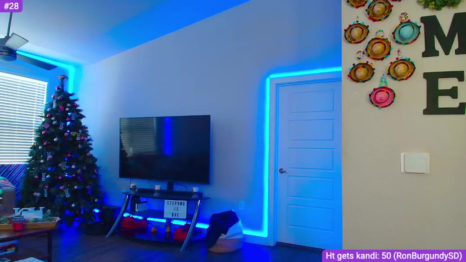 Gallery image thumbnail from Sammy_gray's myfreecams stream on, 05/15/2024, 24:54 image 3 of 20