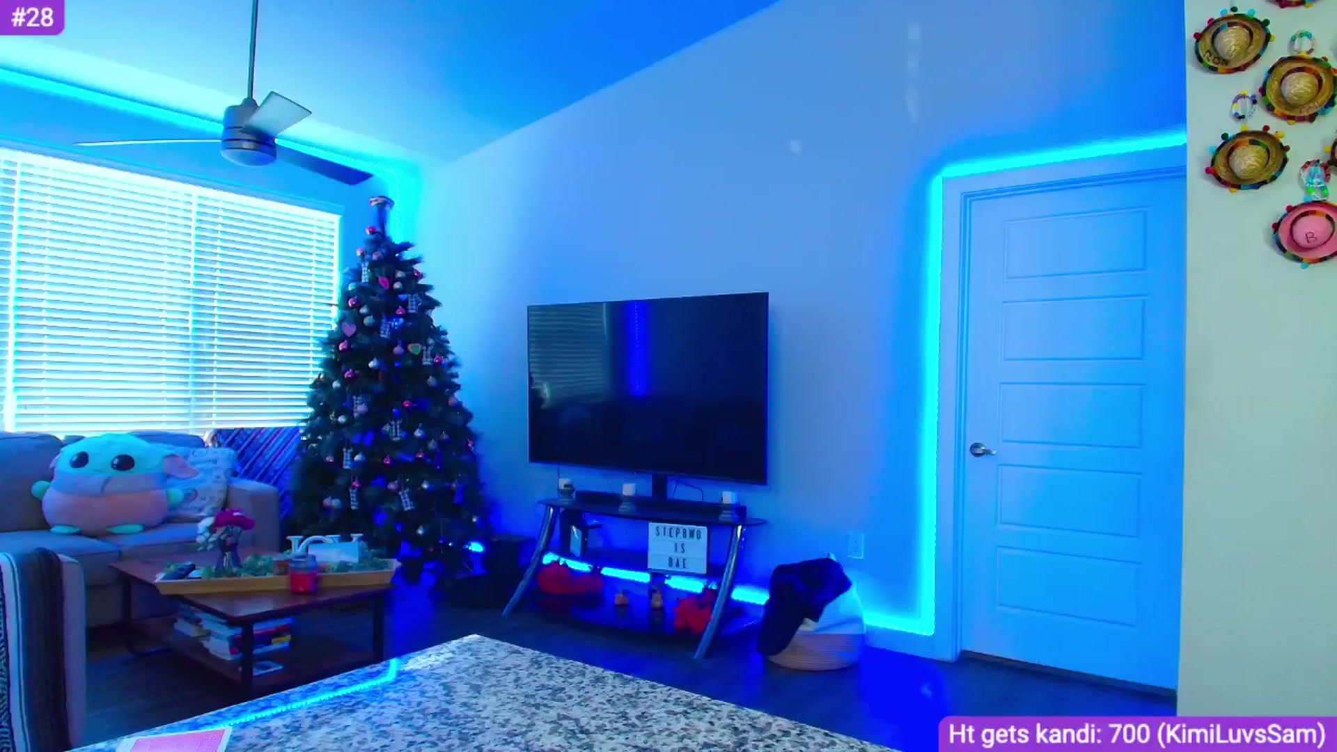 Gallery image thumbnail from Sammy_gray's myfreecams stream on, 05/16/2024, 24:38 image 12 of 20