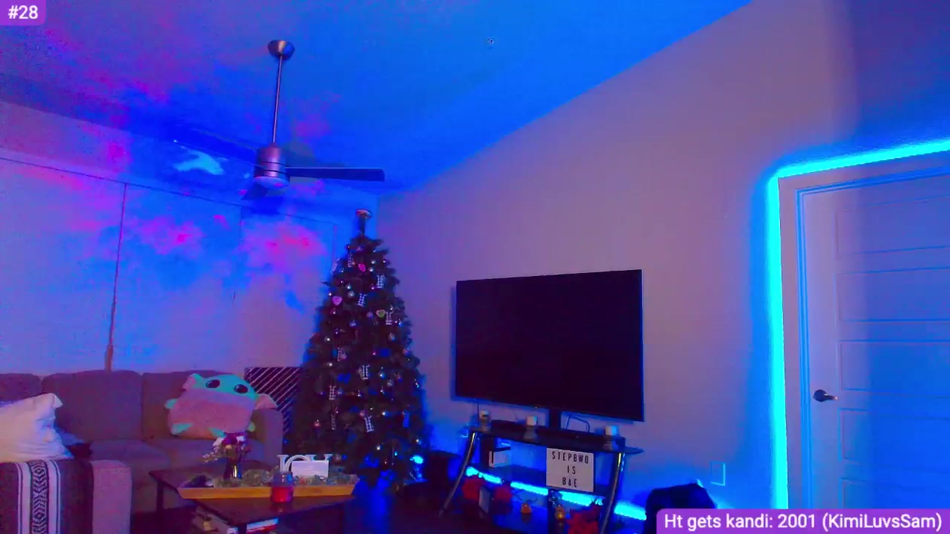 Gallery image thumbnail from Sammy_gray's myfreecams stream on, 05/21/2024, 06:35 image 2 of 20