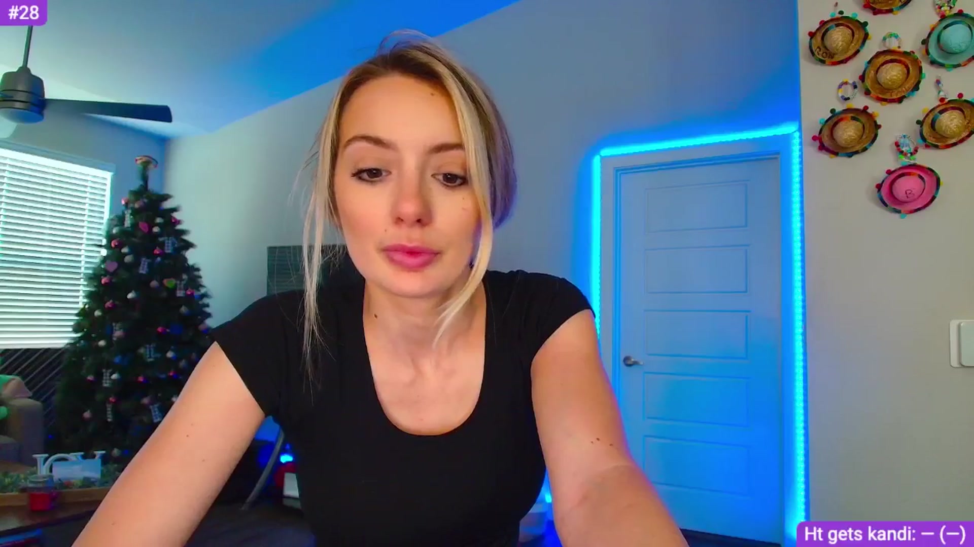 Gallery image thumbnail from Sammy_gray's myfreecams stream on, 05/23/2024, 24:24 image 13 of 20