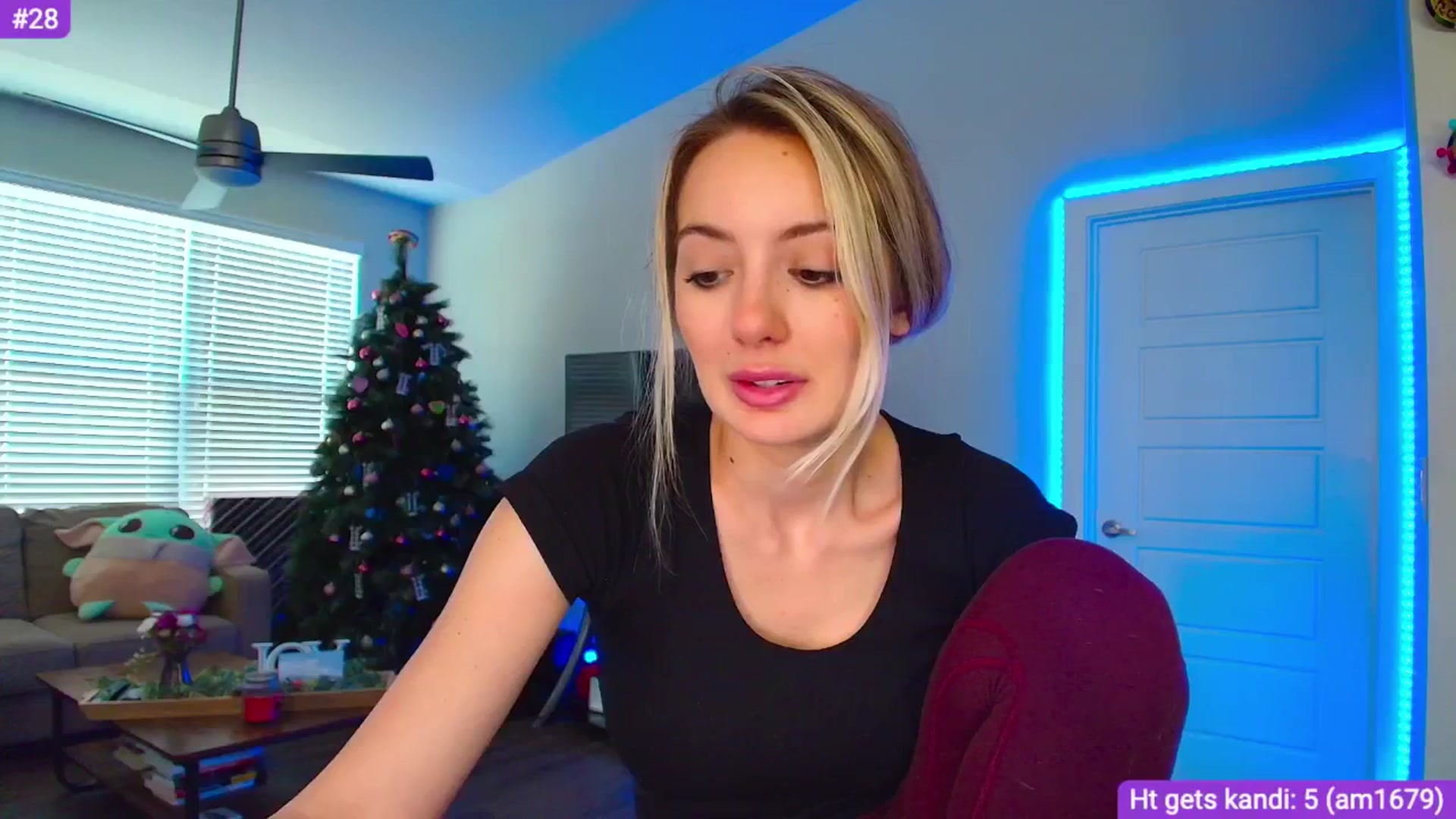 Gallery image thumbnail from Sammy_gray's myfreecams stream on, 05/23/2024, 24:24 image 16 of 20