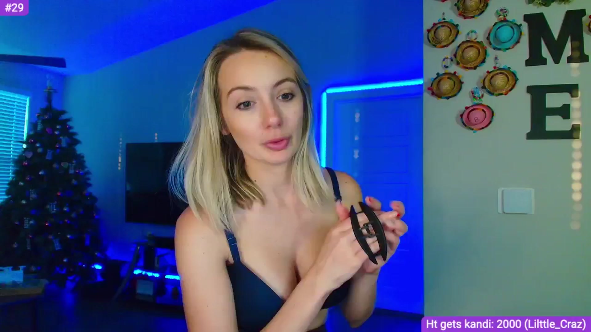 Gallery image thumbnail from Sammy_gray's myfreecams stream on, 05/23/2024, 02:18 image 5 of 20
