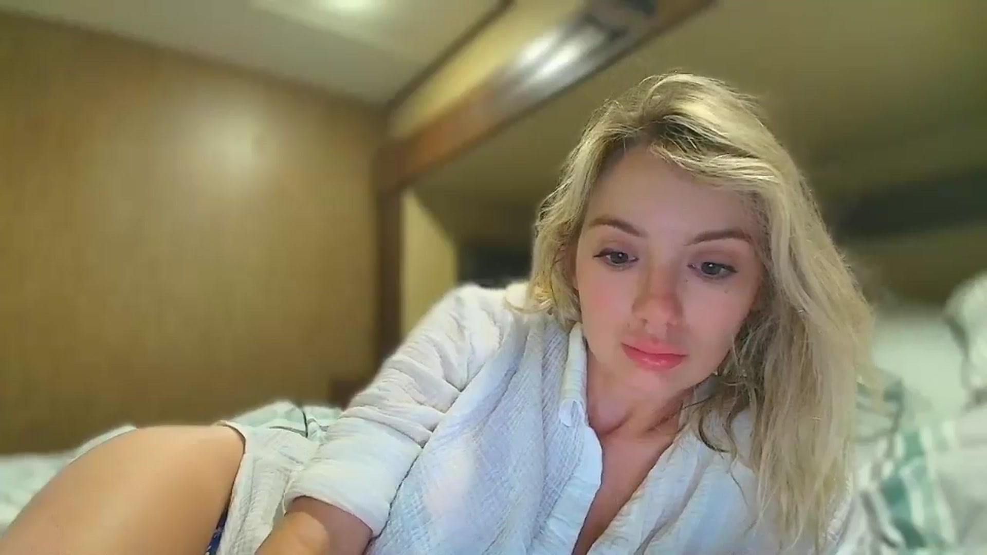 Gallery image thumbnail from Sammy_gray's myfreecams stream on, 05/27/2024, 05:45 image 5 of 20