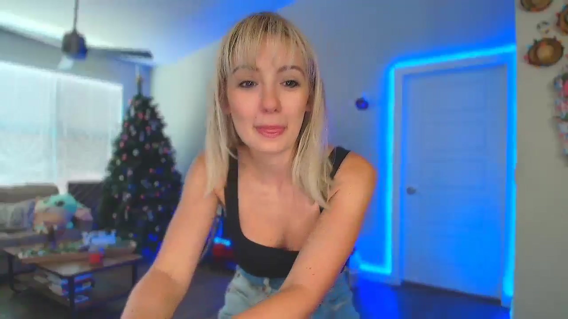 Gallery image thumbnail from Sammy_gray's myfreecams stream on, 06/02/2024, 23:13 image 6 of 20