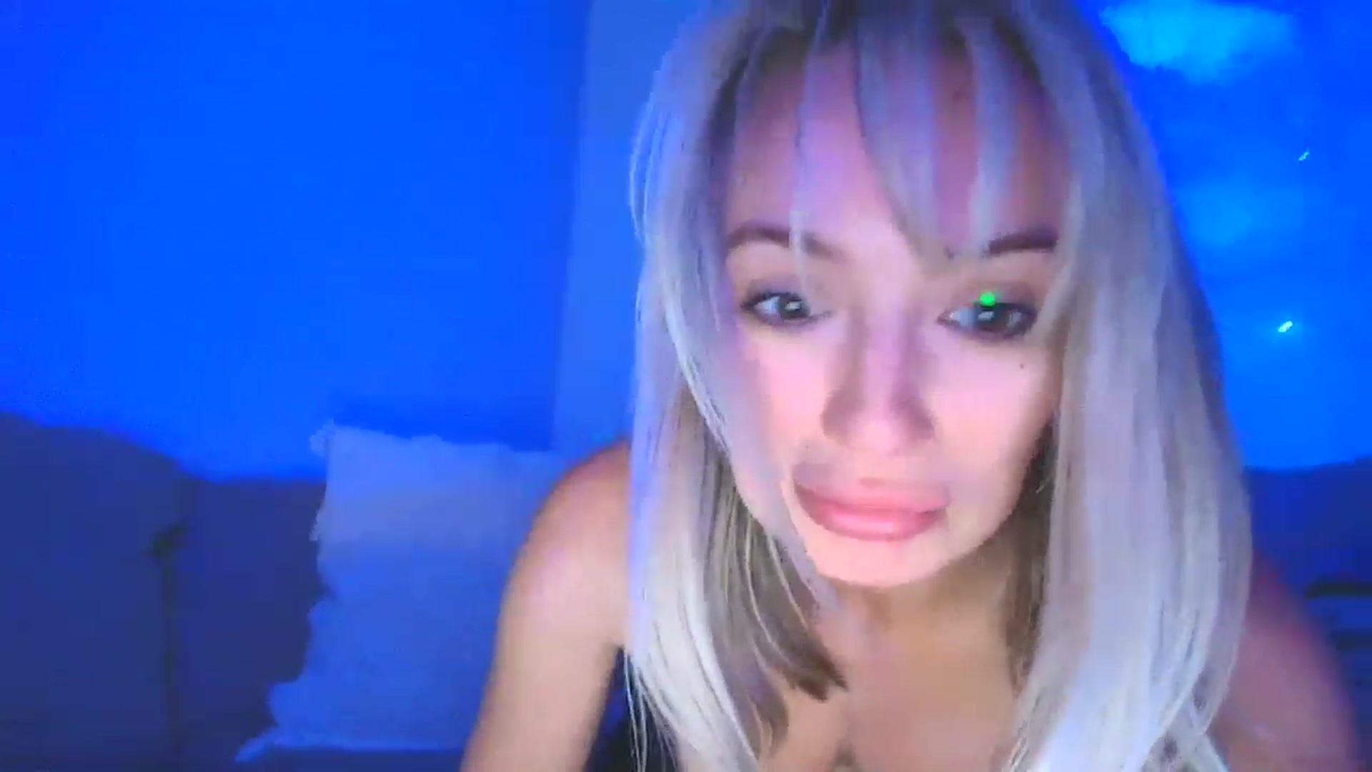 Gallery image thumbnail from Sammy_gray's myfreecams stream on, 06/03/2024, 07:33 image 20 of 20