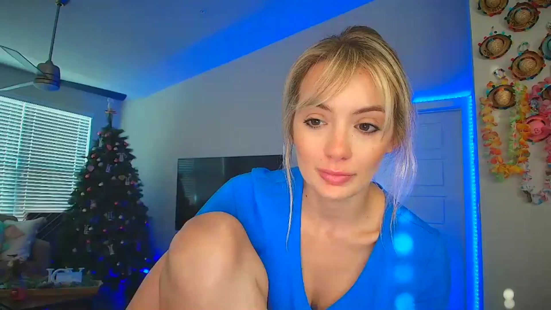 Gallery image thumbnail from Sammy_gray's myfreecams stream on, 06/13/2024, 01:11 image 11 of 20