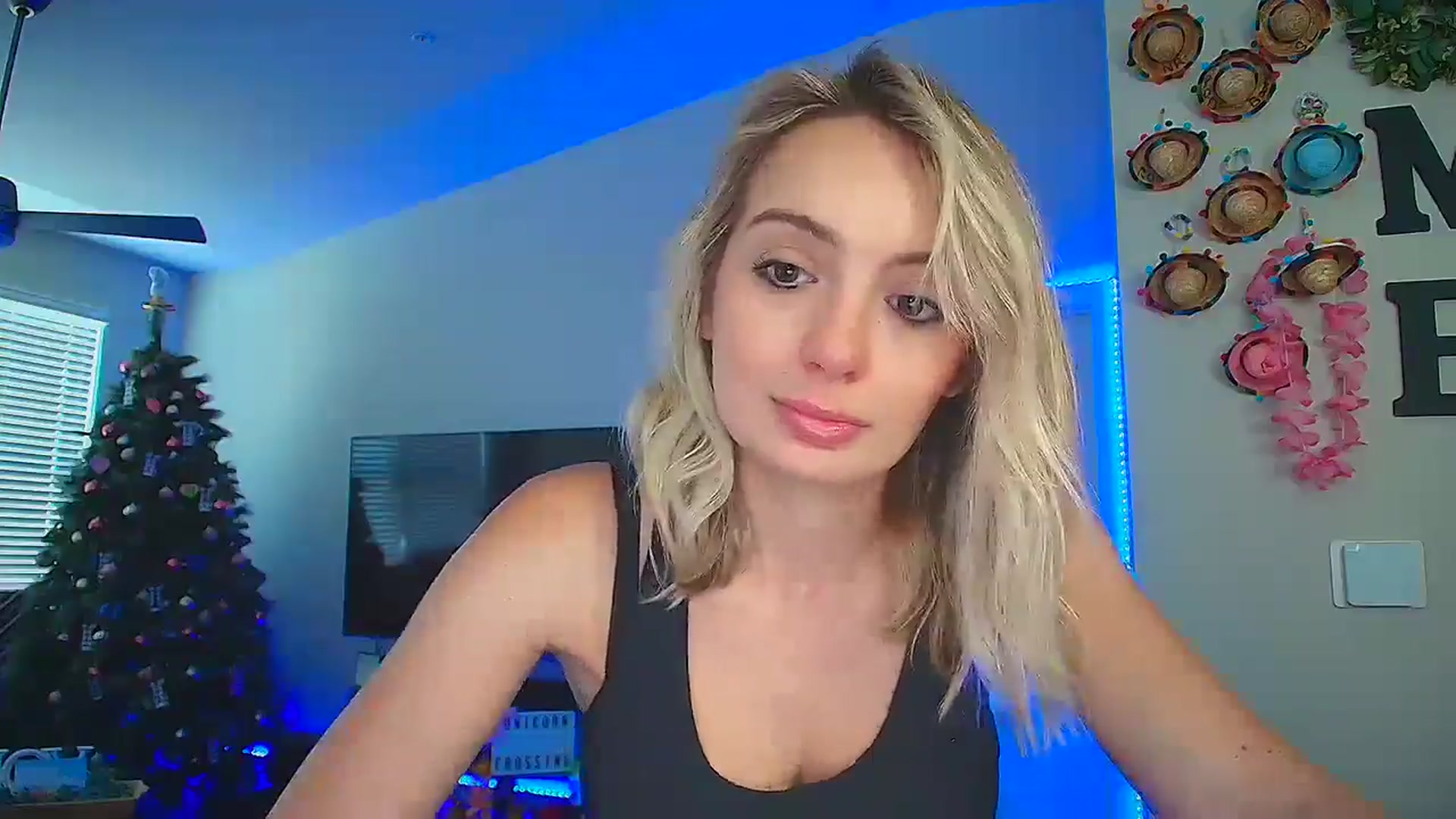 Gallery image thumbnail from Sammy_gray's myfreecams stream on, 06/14/2024, 22:47 image 7 of 20