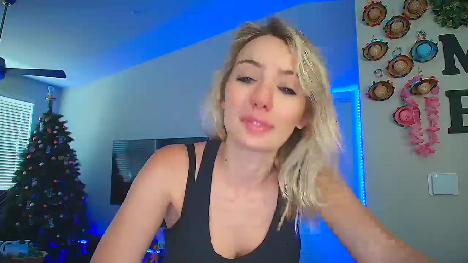 Gallery image thumbnail from Sammy_gray's myfreecams stream on, 06/14/2024, 22:47 image 8 of 20