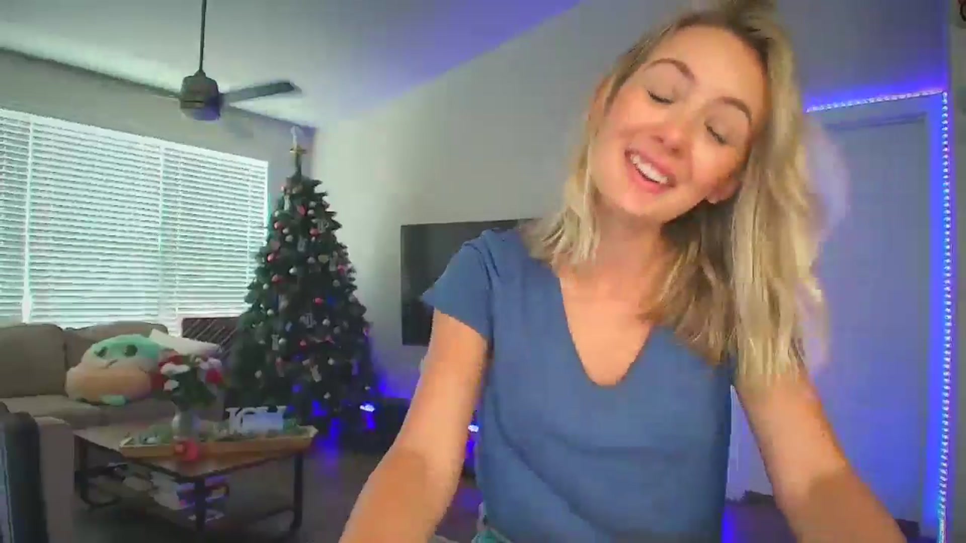 Gallery image thumbnail from Sammy_gray's myfreecams stream on, 06/22/2024, 20:47 image 20 of 20
