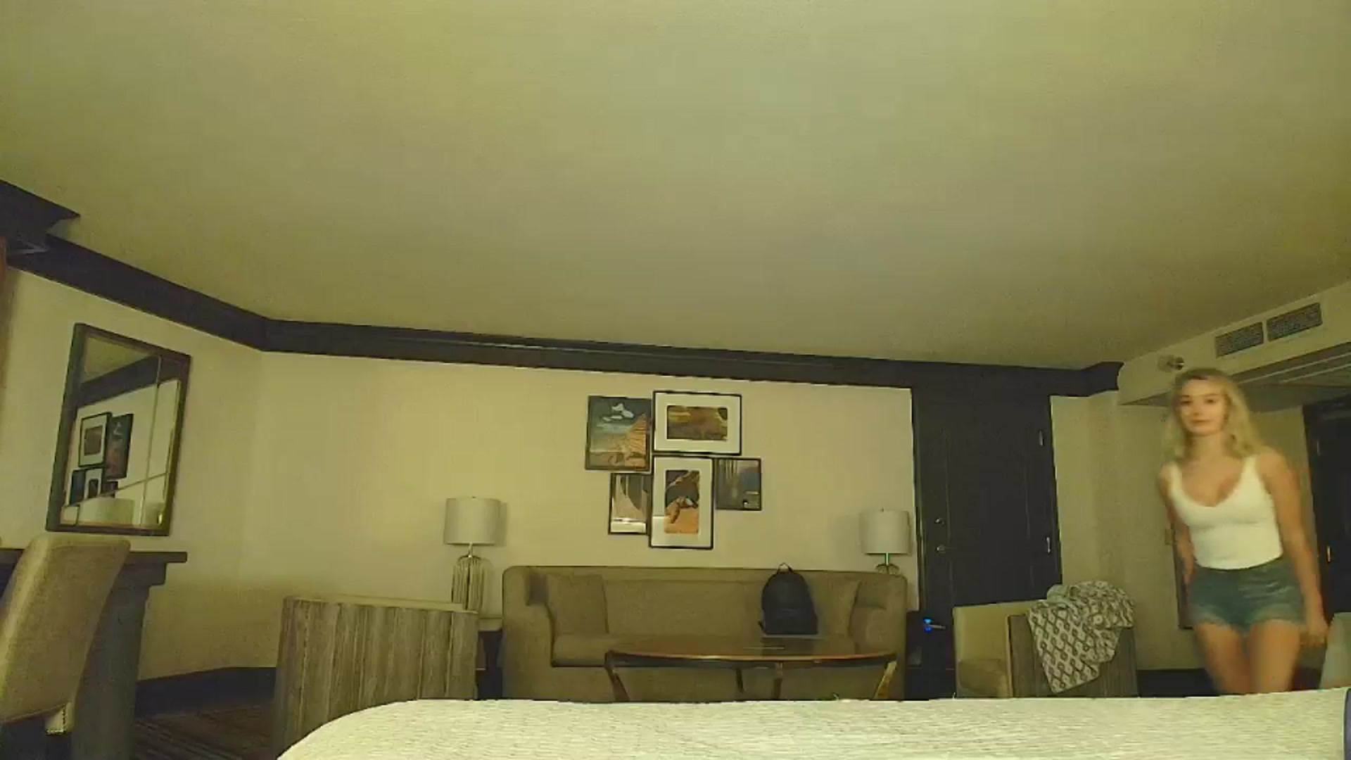 Gallery image thumbnail from Sammy_gray's myfreecams stream on, 06/29/2024, 04:57 image 2 of 20