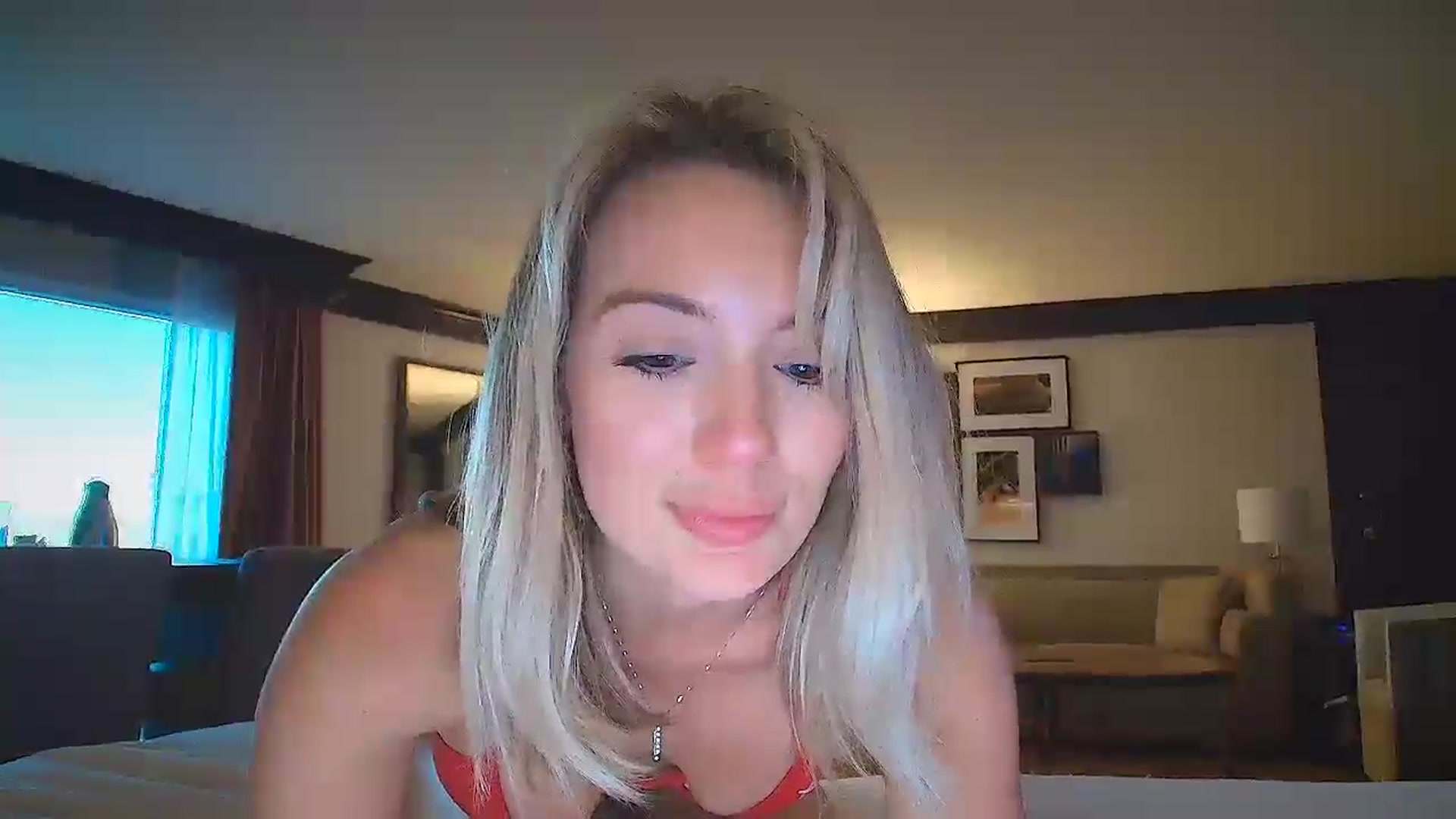 Gallery image thumbnail from Sammy_gray's myfreecams stream on, 06/30/2024, 03:02 image 8 of 20