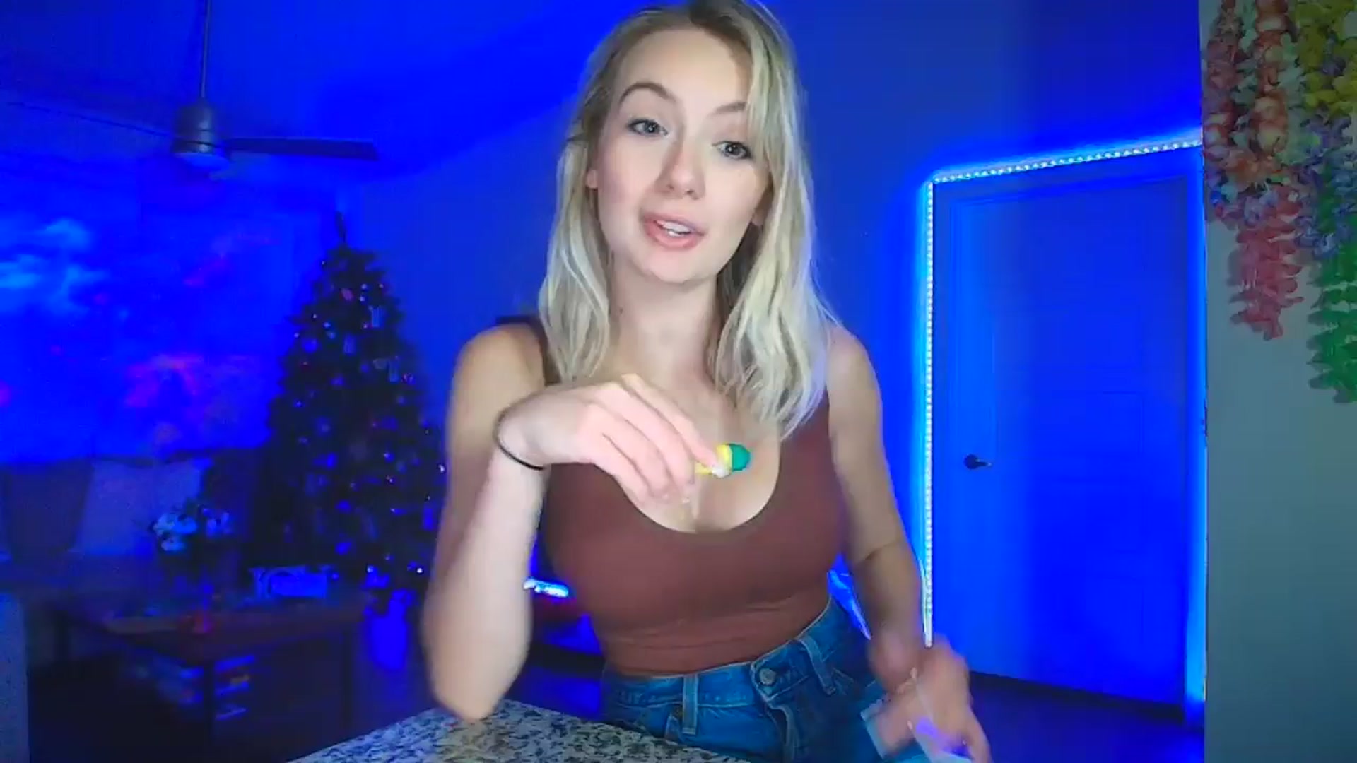 Gallery image thumbnail from Sammy_gray's myfreecams stream on, 07/01/2024, 04:47 image 1 of 20