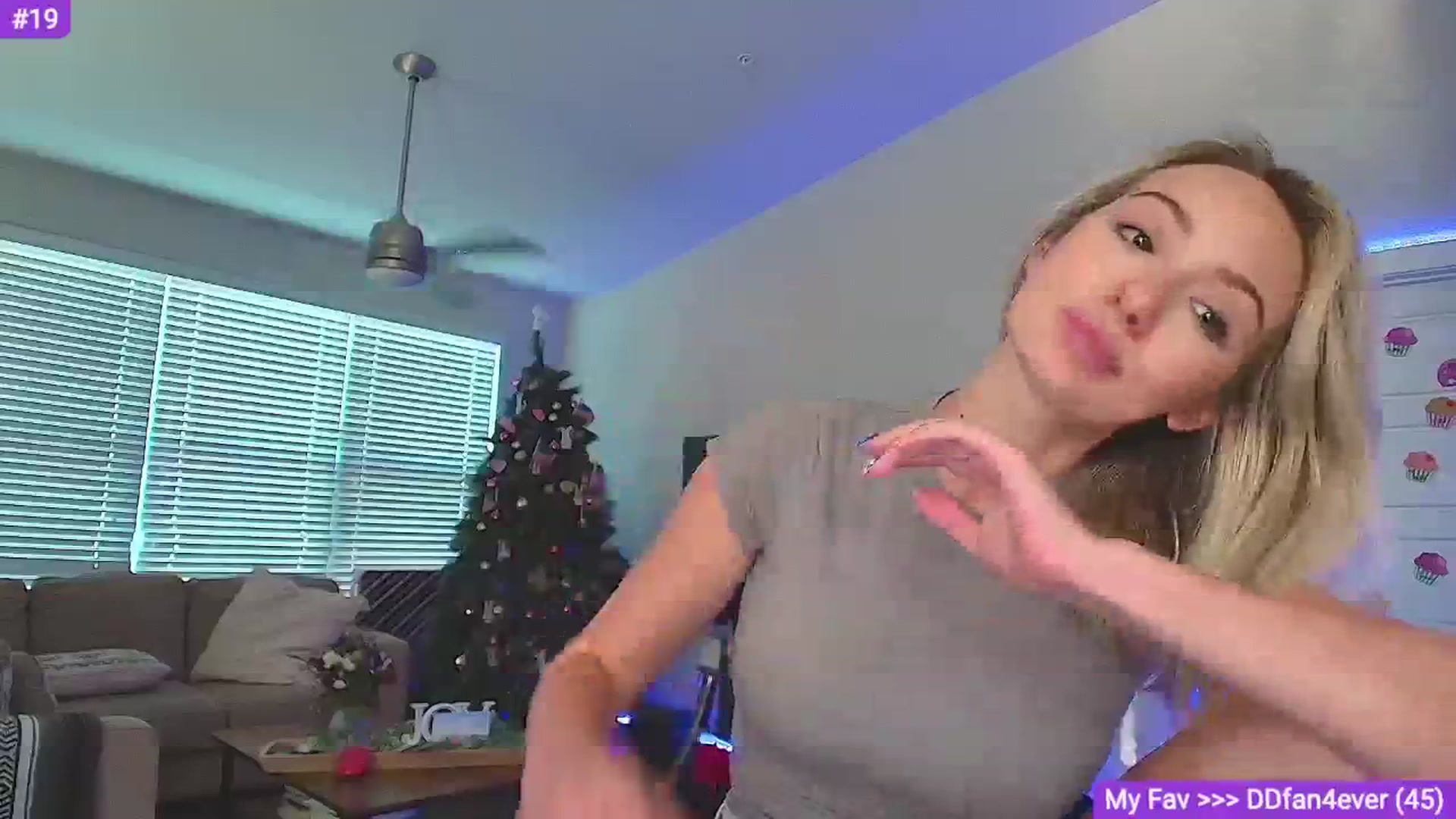 Gallery image thumbnail from Sammy_gray's myfreecams stream on, 07/10/2024, 02:18 image 8 of 20
