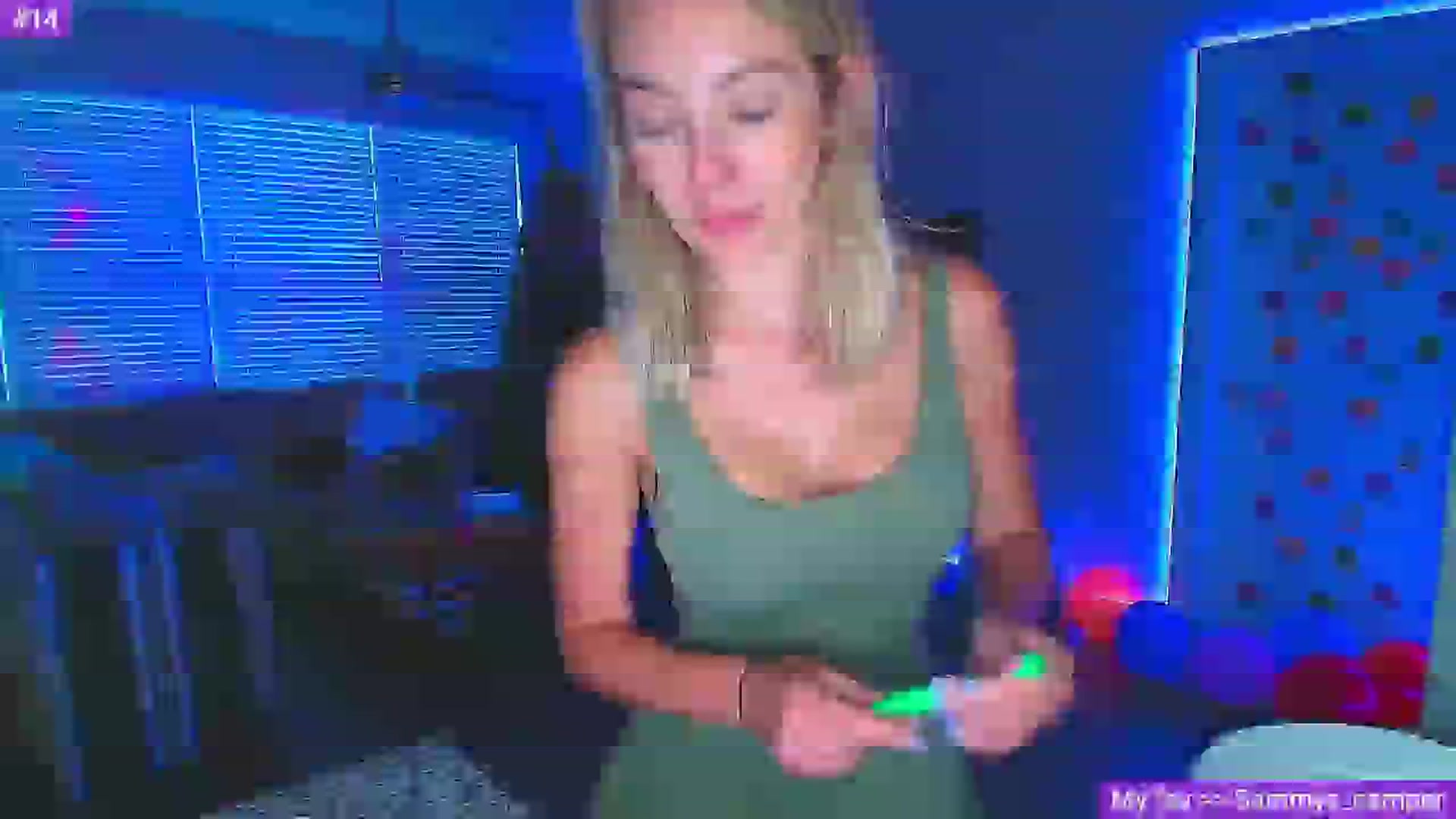 Gallery image thumbnail from Sammy_gray's myfreecams stream on, 07/23/2024, 02:14 image 18 of 20
