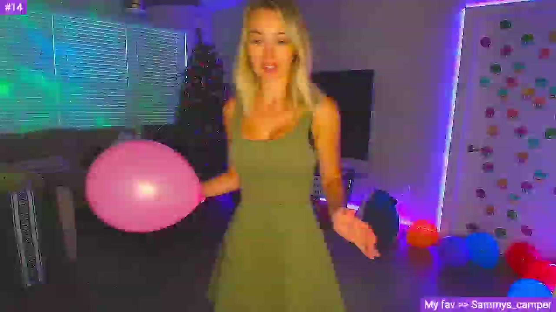 Gallery image thumbnail from Sammy_gray's myfreecams stream on, 07/23/2024, 02:29 image 14 of 20