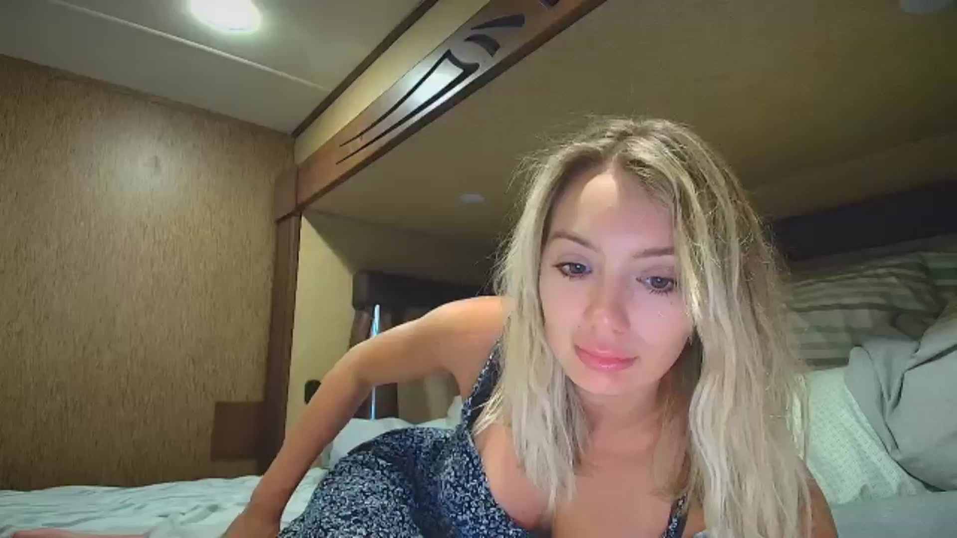 Gallery image thumbnail from Sammy_gray's myfreecams stream on, 07/30/2024, 24:11 image 20 of 20