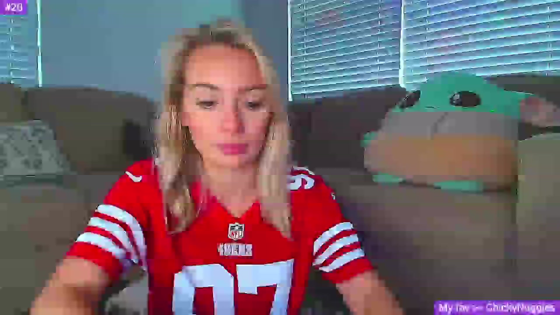 Gallery image thumbnail from Sammy_gray's myfreecams stream on, 08/22/2024, 24:29 image 9 of 20