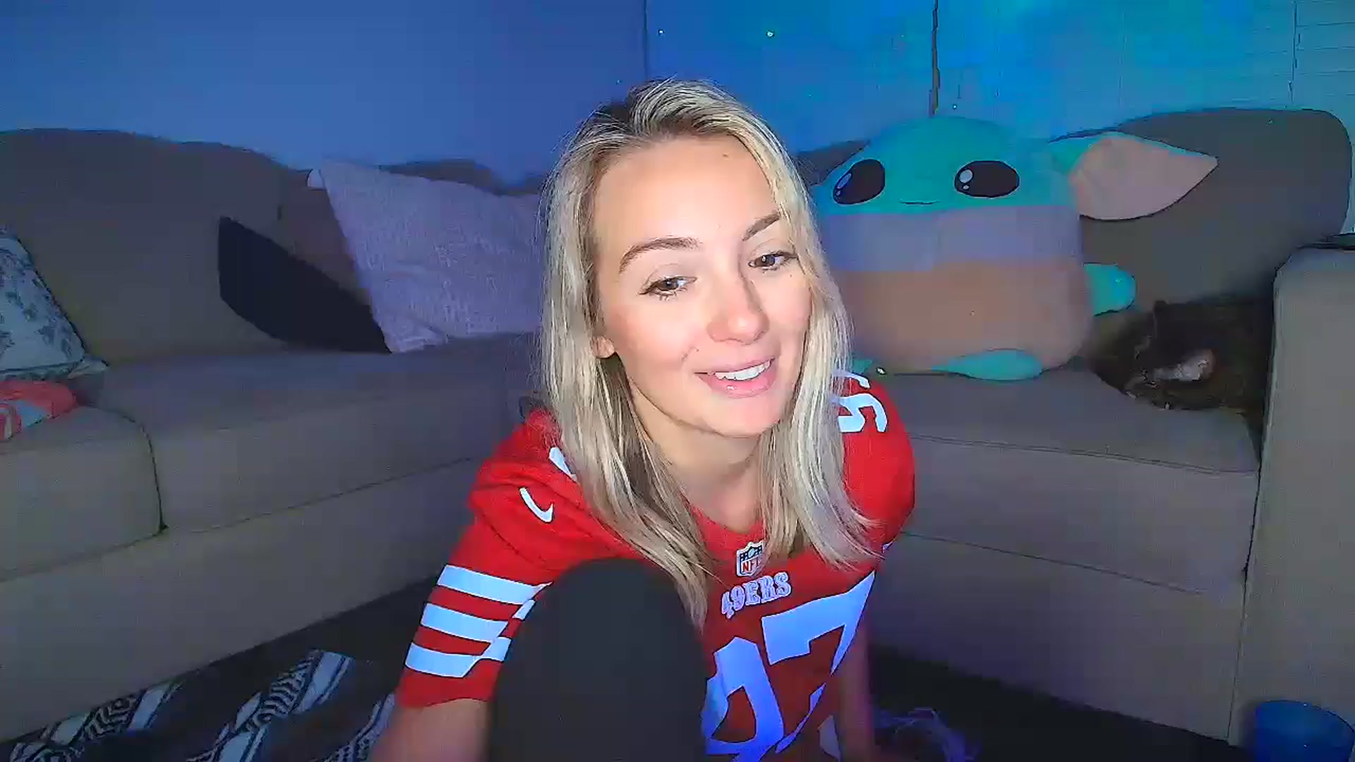 Gallery image thumbnail from Sammy_gray's myfreecams stream on, 08/22/2024, 04:23 image 19 of 20