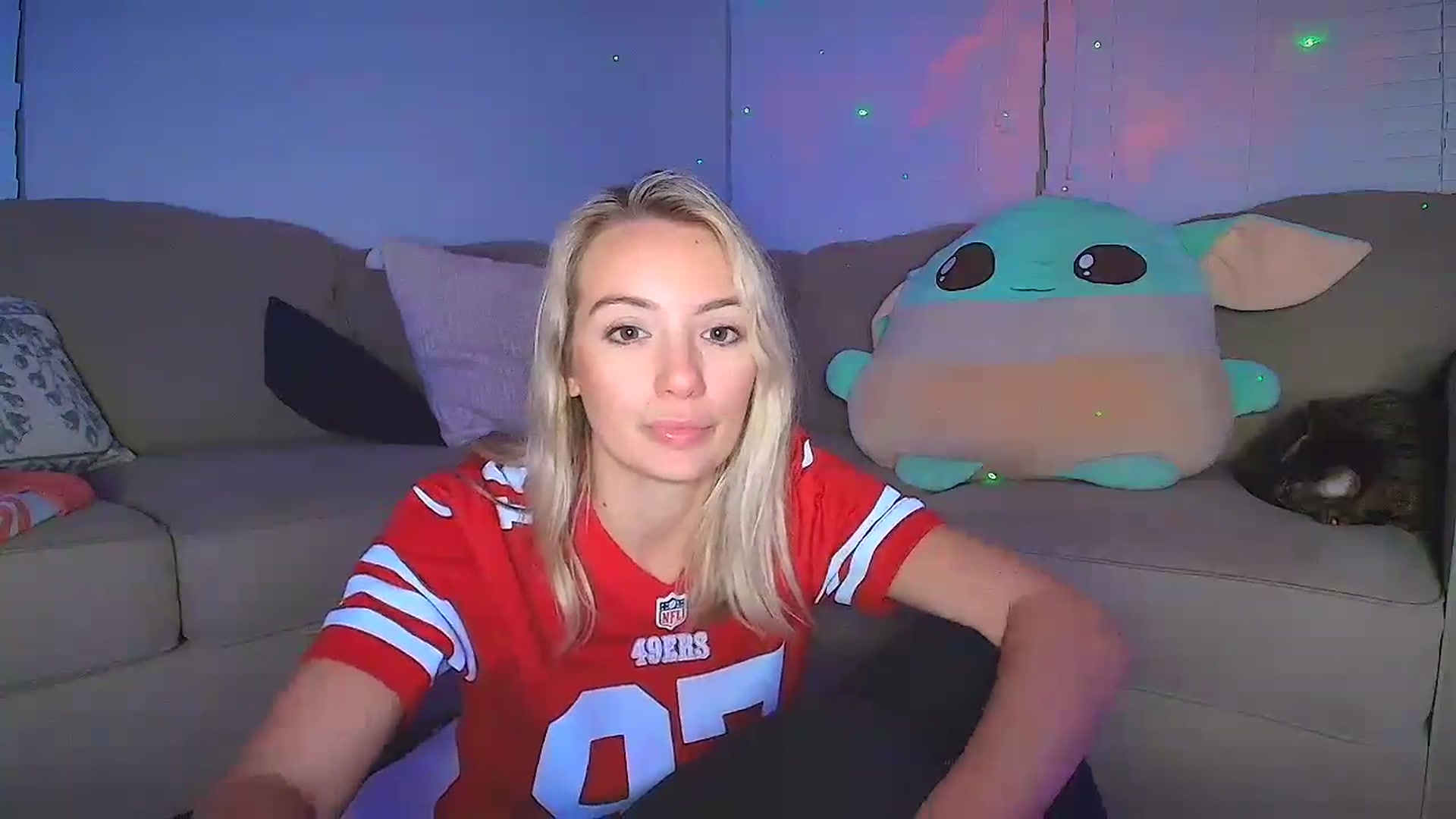 Gallery image thumbnail from Sammy_gray's myfreecams stream on, 08/22/2024, 04:23 image 8 of 20