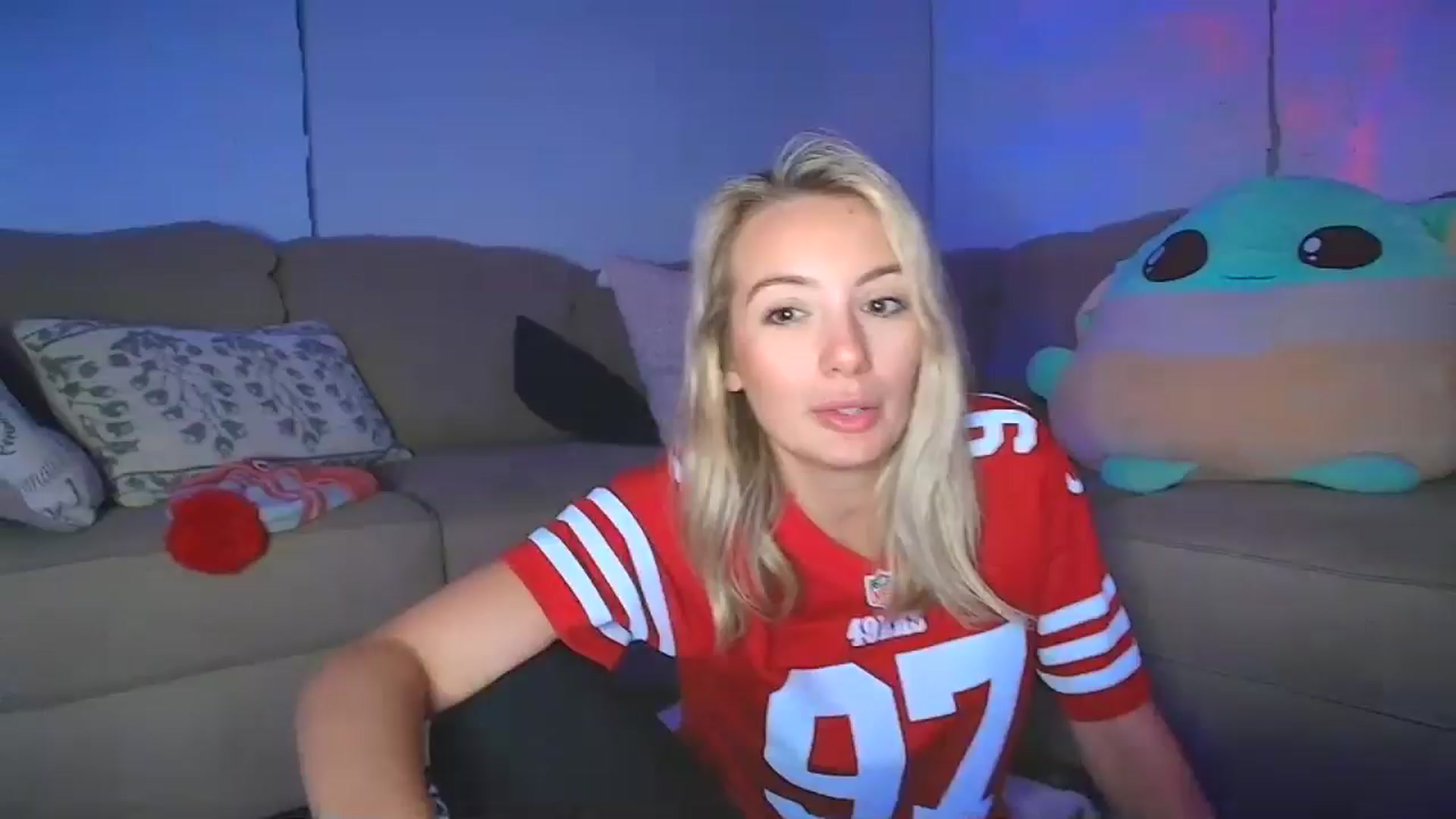 Gallery image thumbnail from Sammy_gray's myfreecams stream on, 08/22/2024, 04:23 image 2 of 20