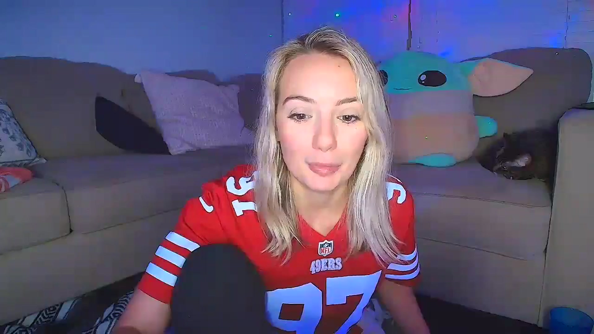 Gallery image thumbnail from Sammy_gray's myfreecams stream on, 08/22/2024, 04:23 image 18 of 20