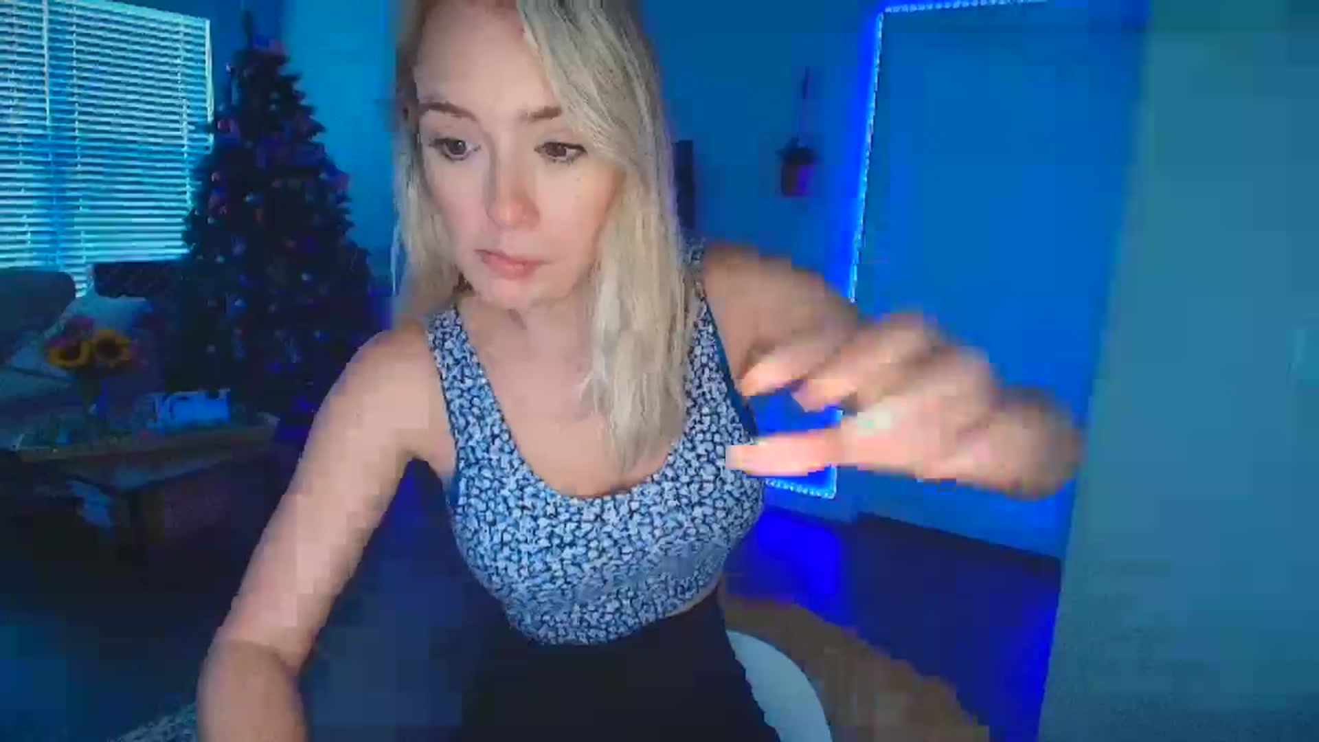 Gallery image thumbnail from Sammy_gray's myfreecams stream on, 08/23/2024, 23:21 image 5 of 20
