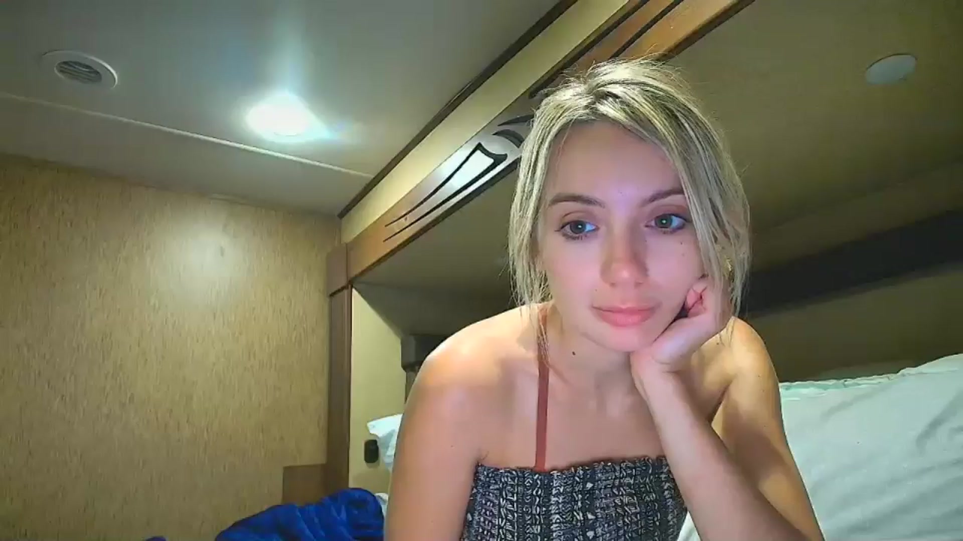 Gallery image thumbnail from Sammy_gray's myfreecams stream on, 09/03/2024, 03:08 image 17 of 20