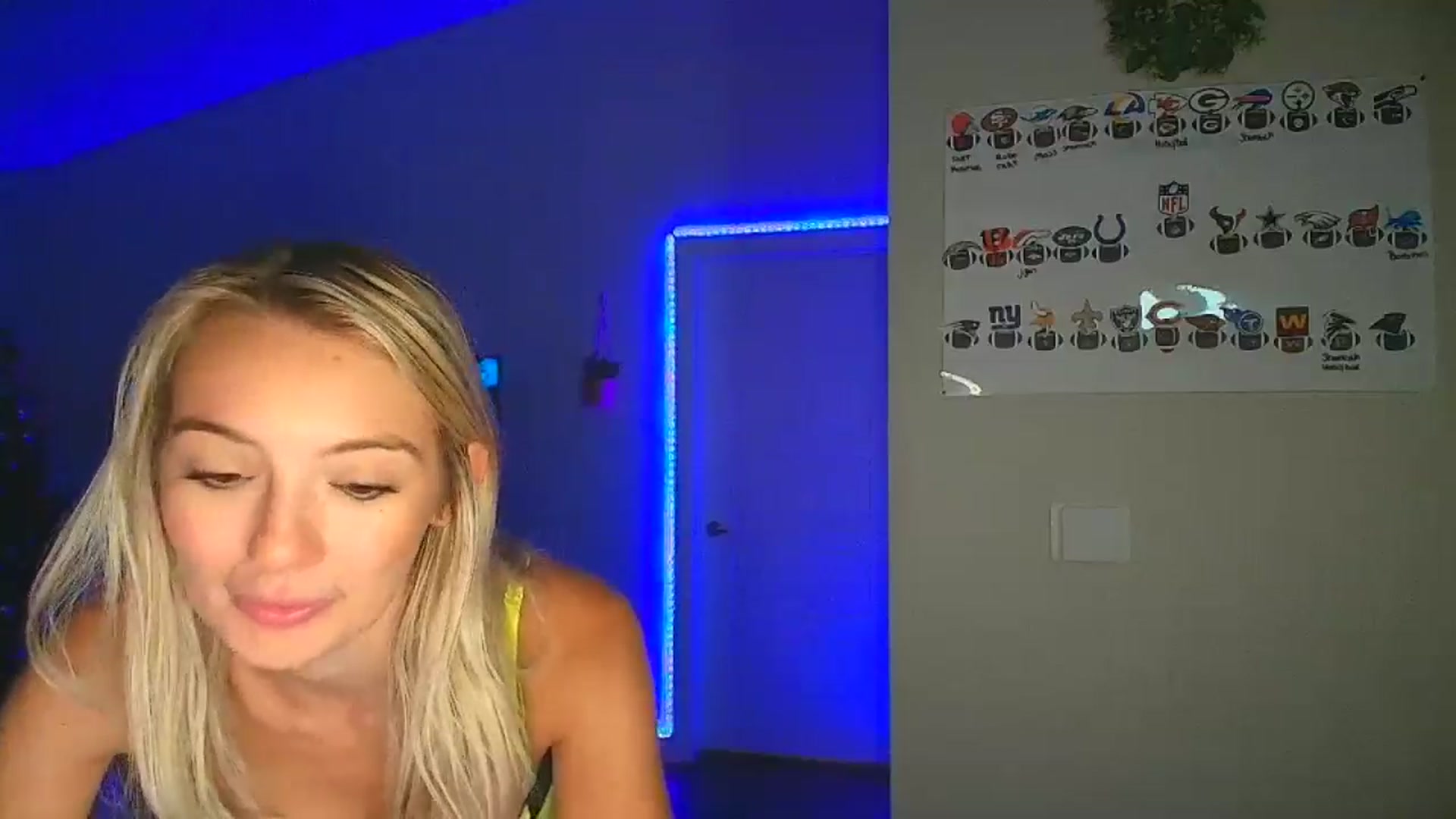 Gallery image thumbnail from Sammy_gray's myfreecams stream on, 09/07/2024, 04:00 image 7 of 20