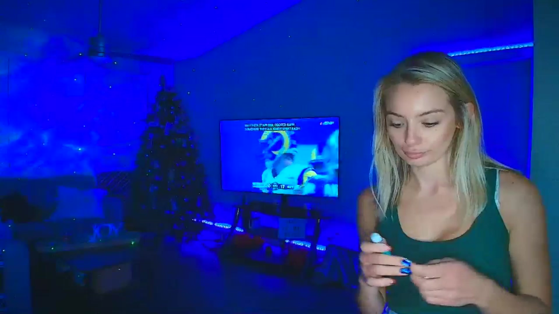Gallery image thumbnail from Sammy_gray's myfreecams stream on, 09/09/2024, 04:56 image 2 of 20