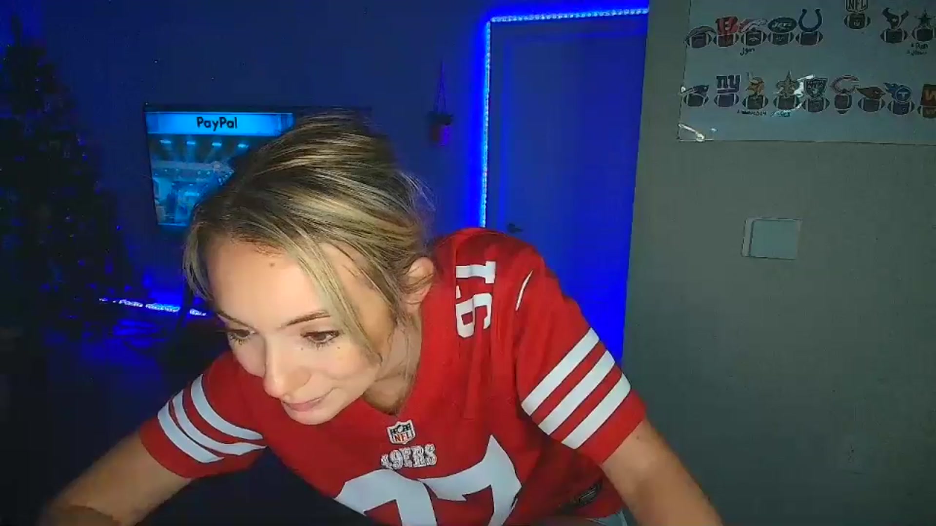 Gallery image thumbnail from Sammy_gray's myfreecams stream on, 09/10/2024, 03:39 image 13 of 20