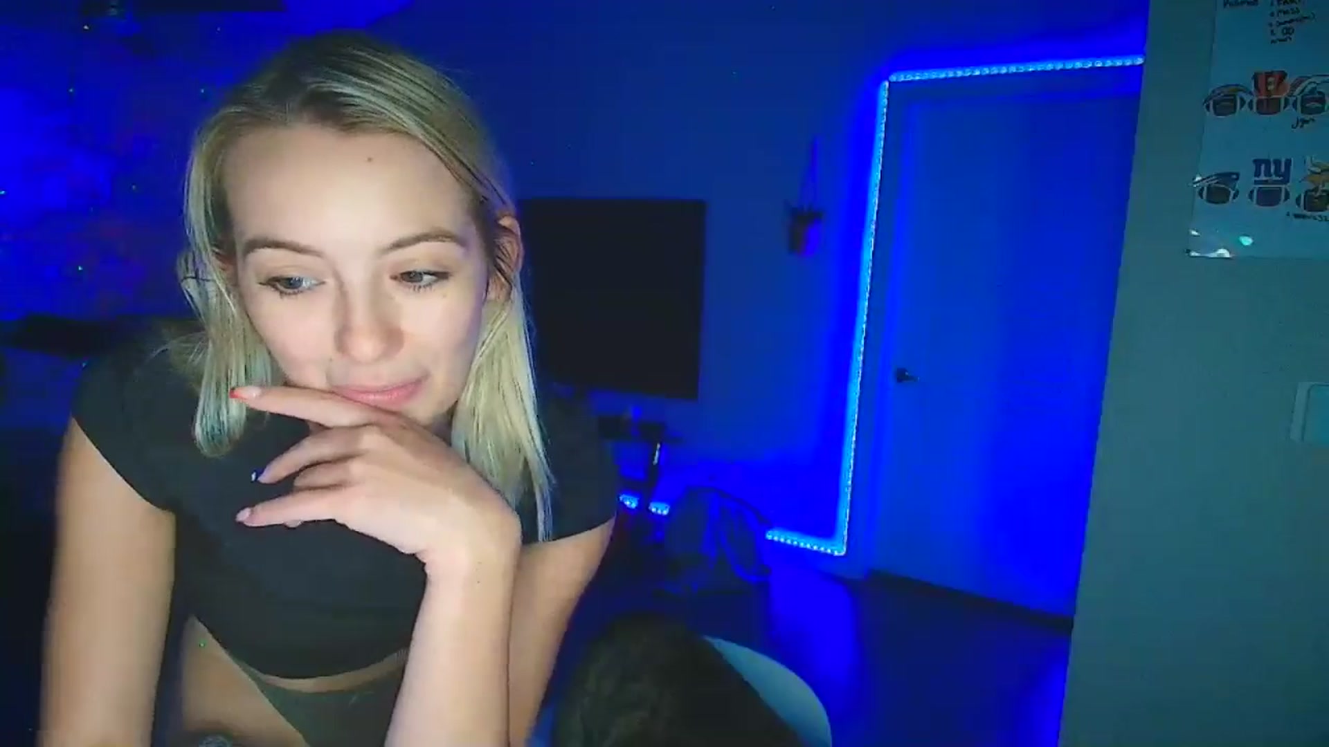 Gallery image thumbnail from Sammy_gray's myfreecams stream on, 09/12/2024, 03:33 image 15 of 20