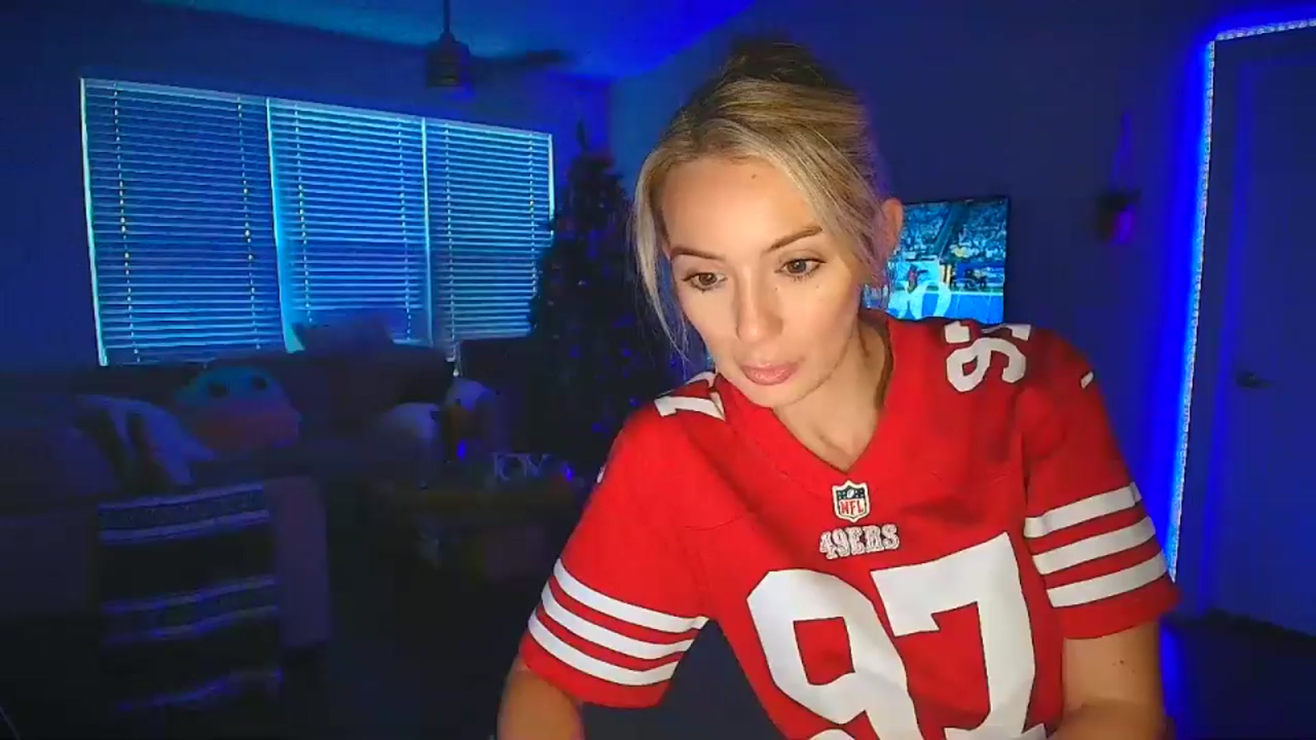 Gallery image thumbnail from Sammy_gray's myfreecams stream on, 09/30/2024, 01:44 image 11 of 20