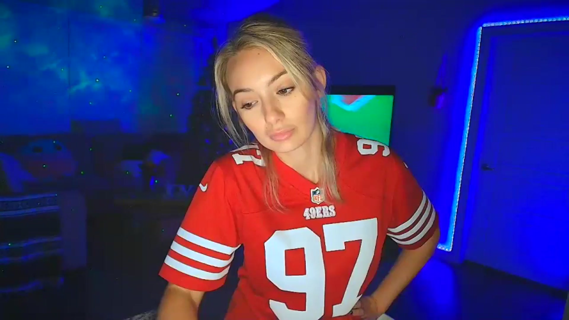 Gallery image thumbnail from Sammy_gray's myfreecams stream on, 09/30/2024, 02:16 image 19 of 20