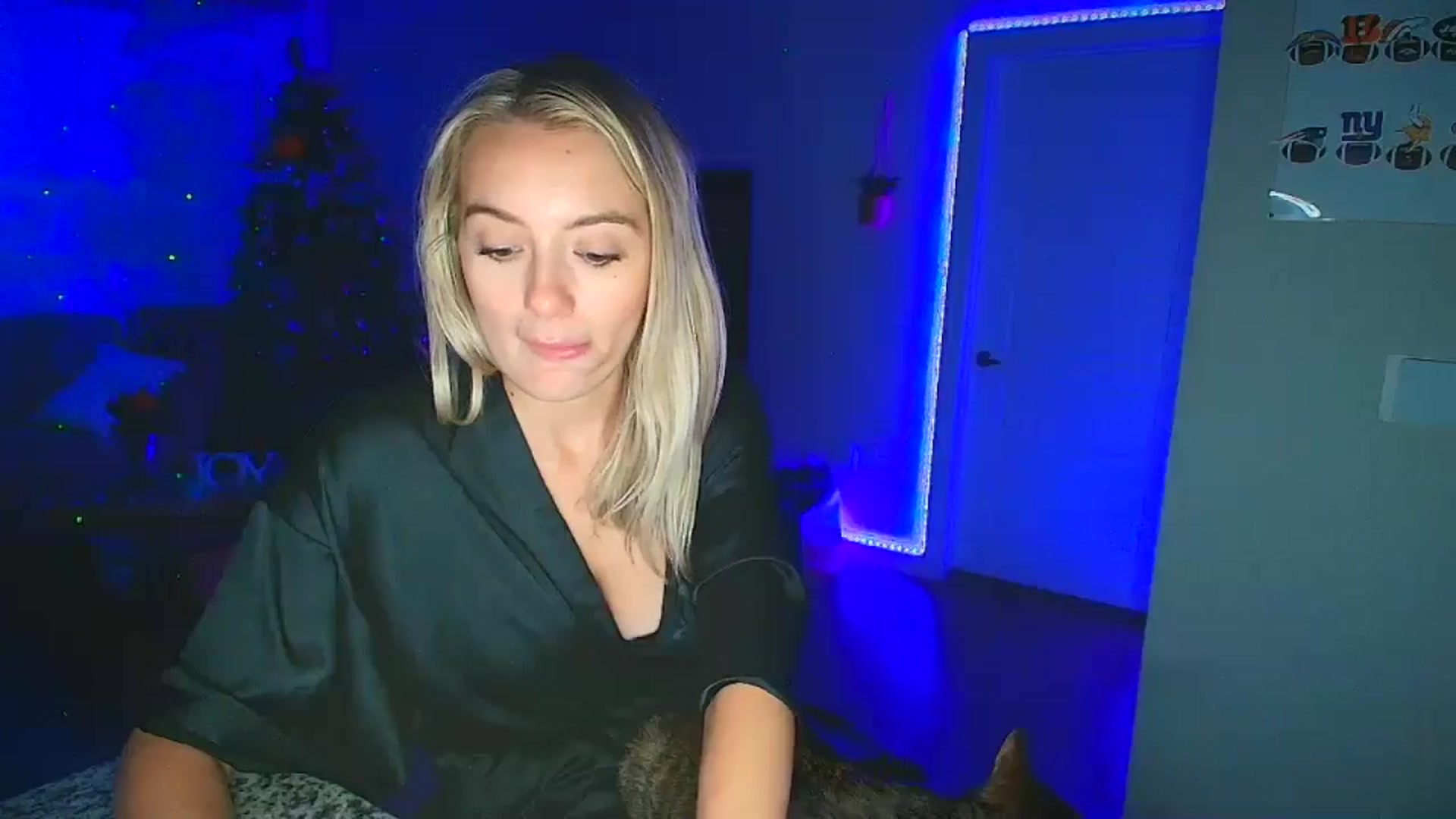 Gallery image thumbnail from Sammy_gray's myfreecams stream on, 10/02/2024, 05:46 image 11 of 20
