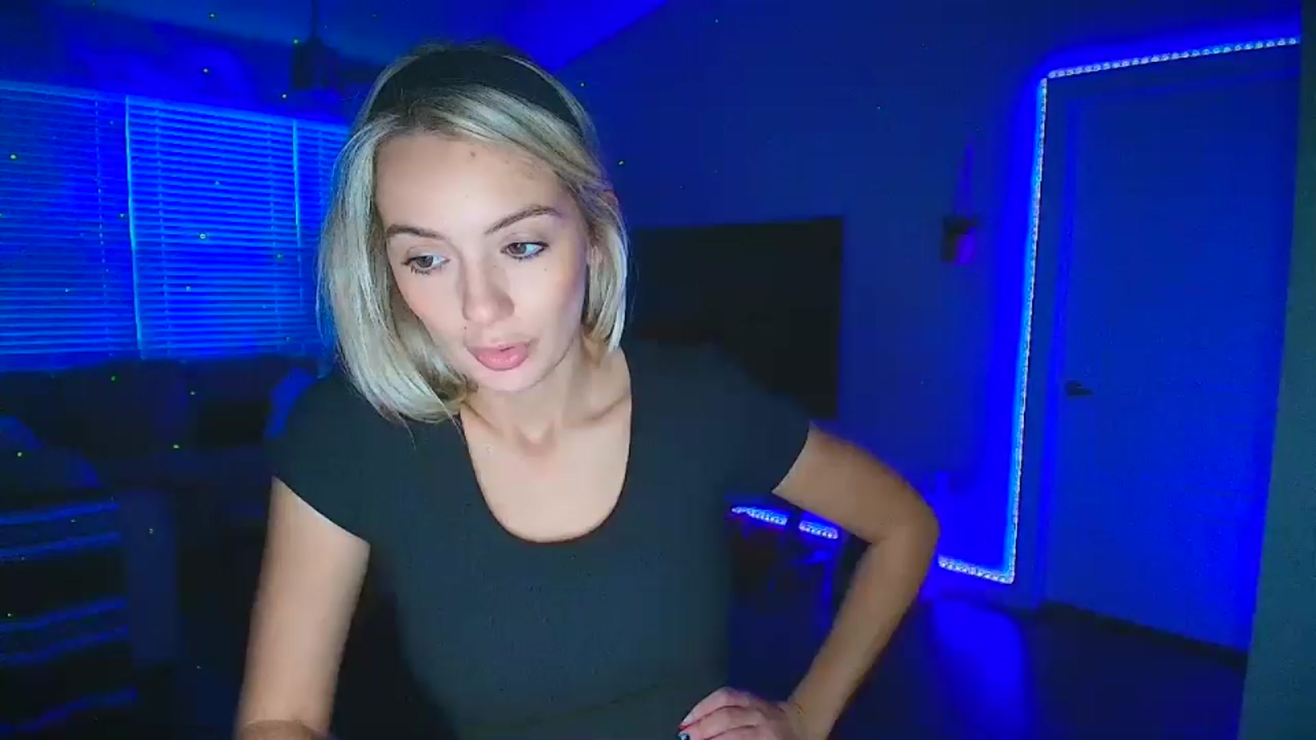 Gallery image thumbnail from Sammy_gray's myfreecams stream on, 10/05/2024, 01:11 image 16 of 20